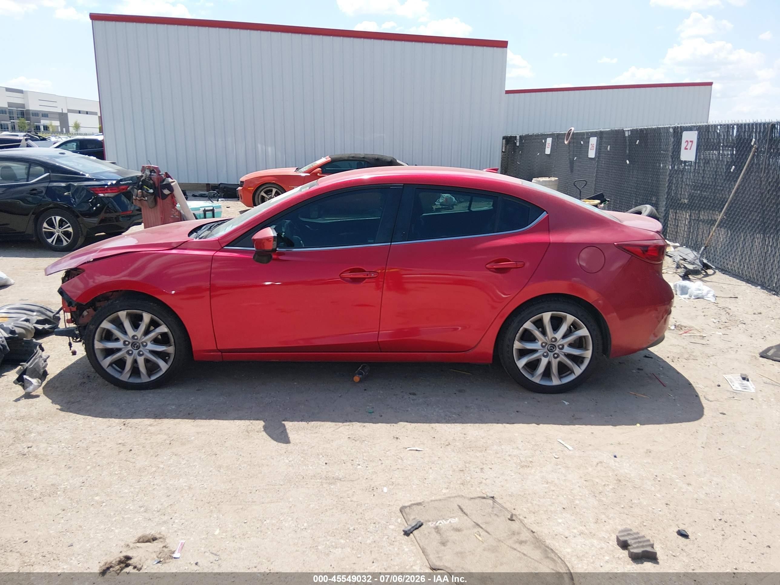 2014 Mazda Mazda3 S Touring Red vin: JM1BM1V38E1165530