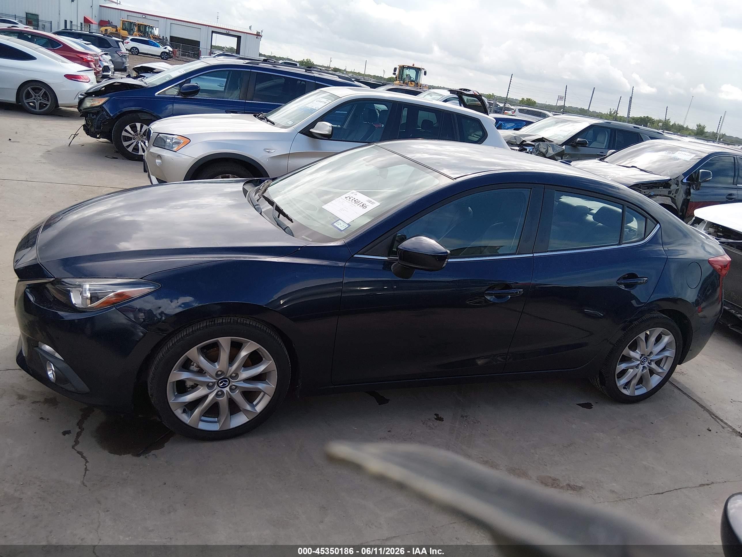 2014 Mazda Mazda3 S Touring Синий vin: JM1BM1V38E1168265
