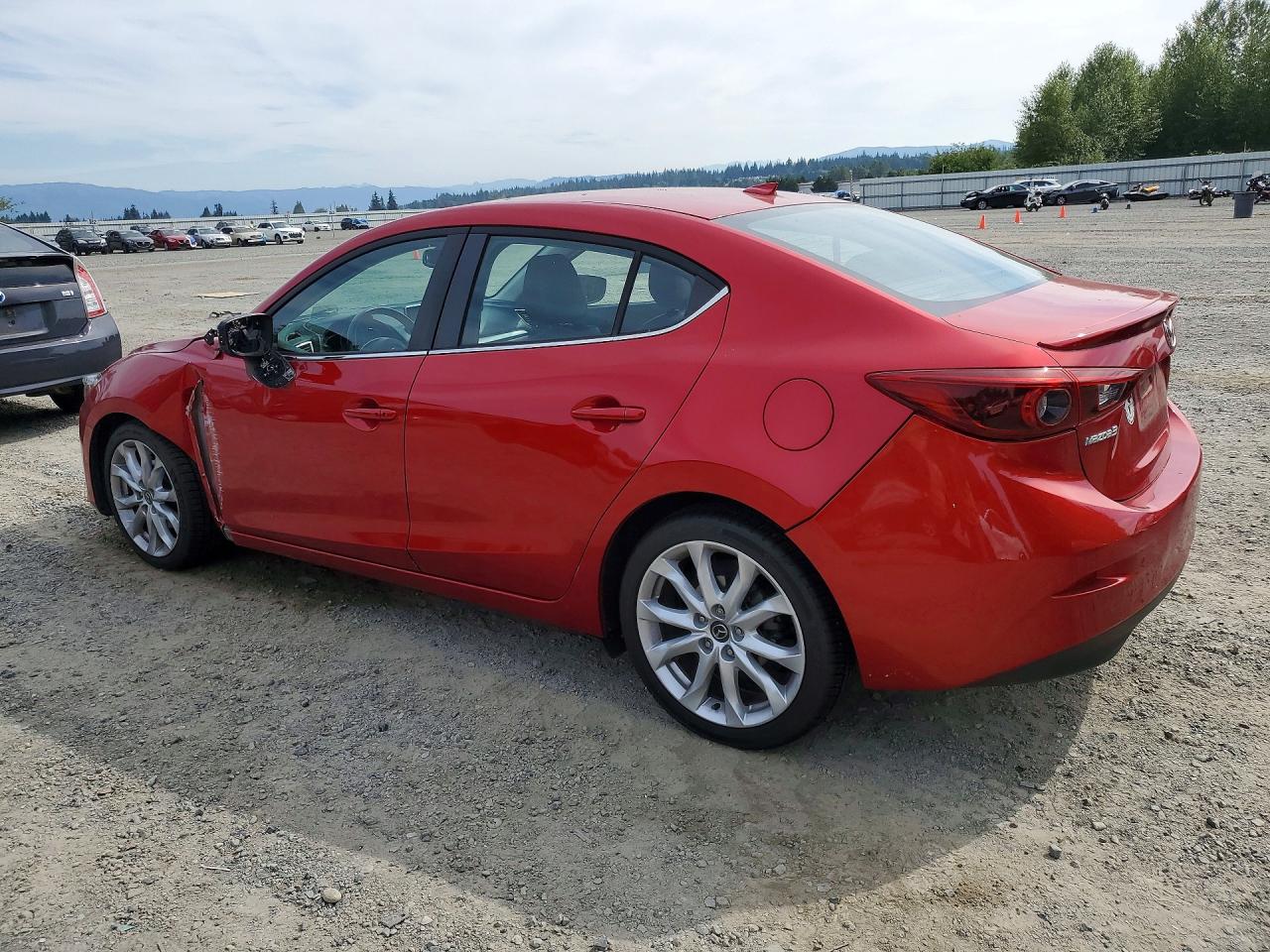 2014 Mazda 3 Touring Red vin: JM1BM1V38E1189360