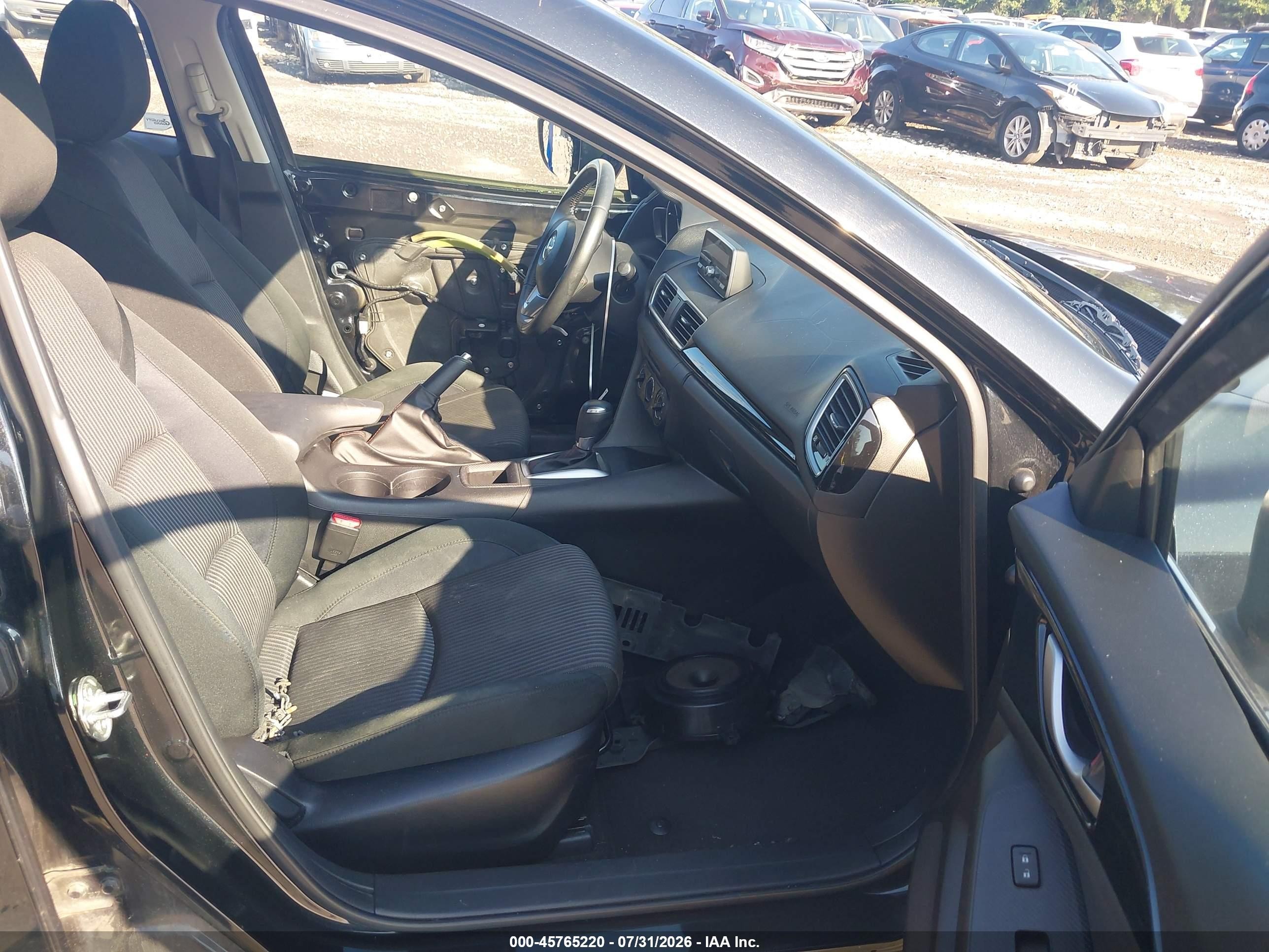 2014 Mazda Mazda3 I Touring Черный vin: JM1BM1V70E1116549