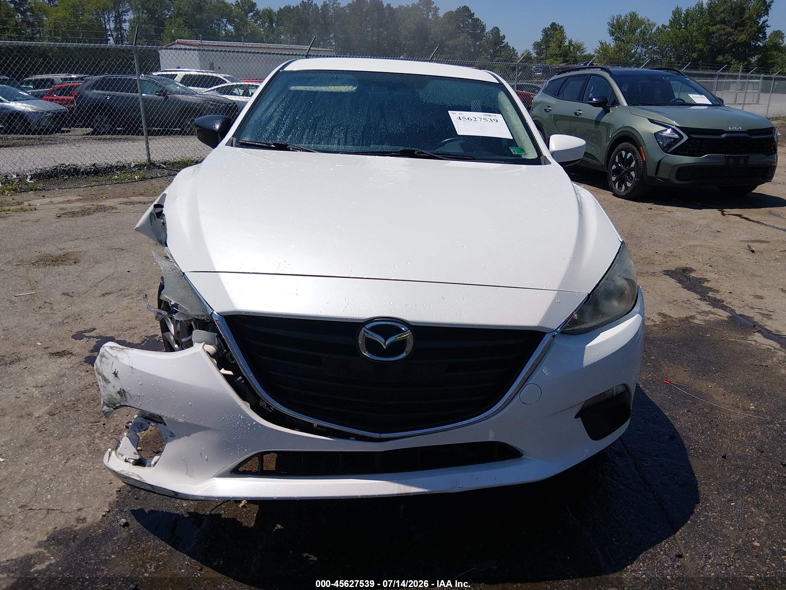 2014 Mazda Mazda3 I Touring White vin: JM1BM1V70E1121945