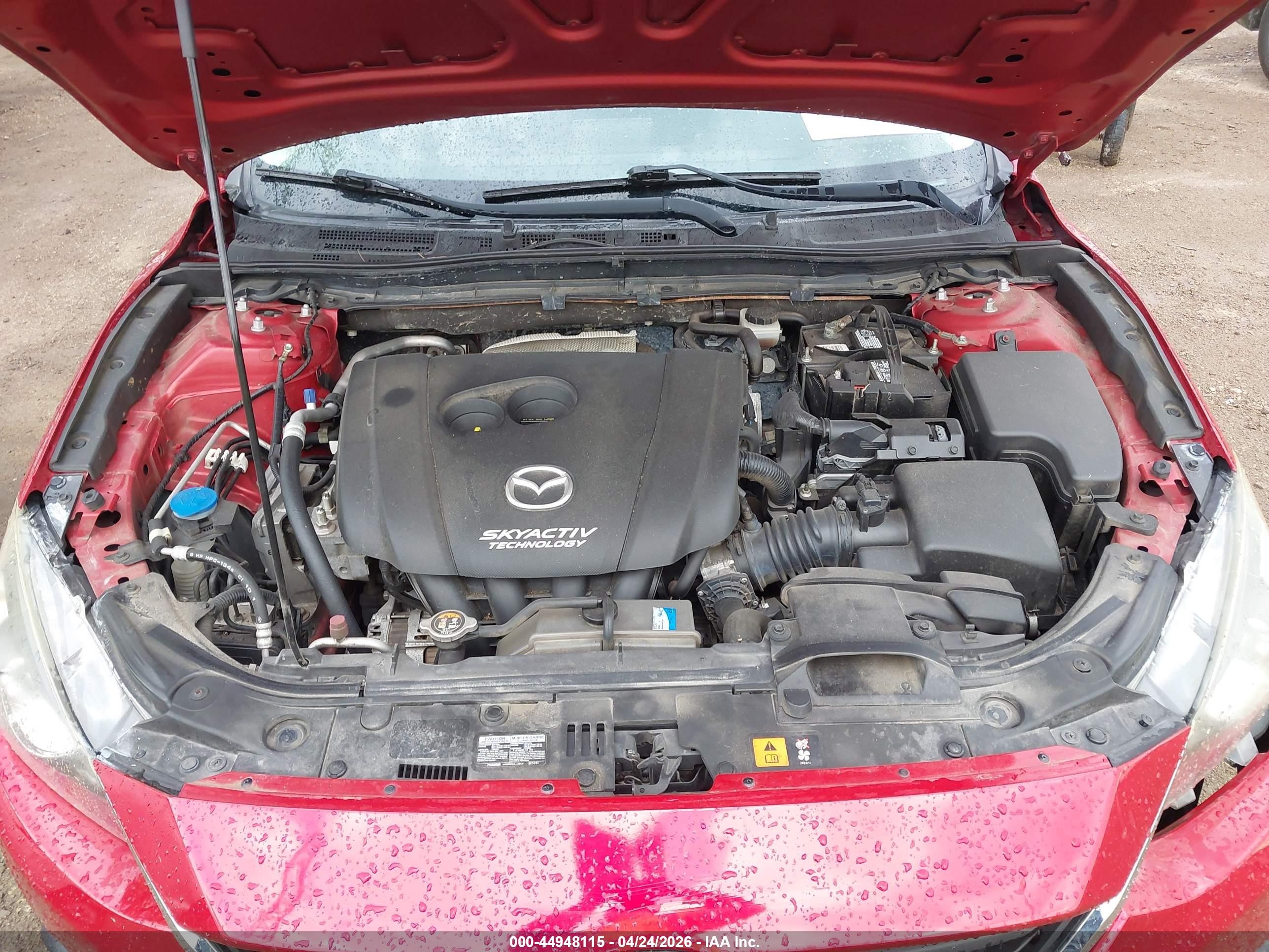 2014 Mazda Mazda3 I Touring Red vin: JM1BM1V70E1123677
