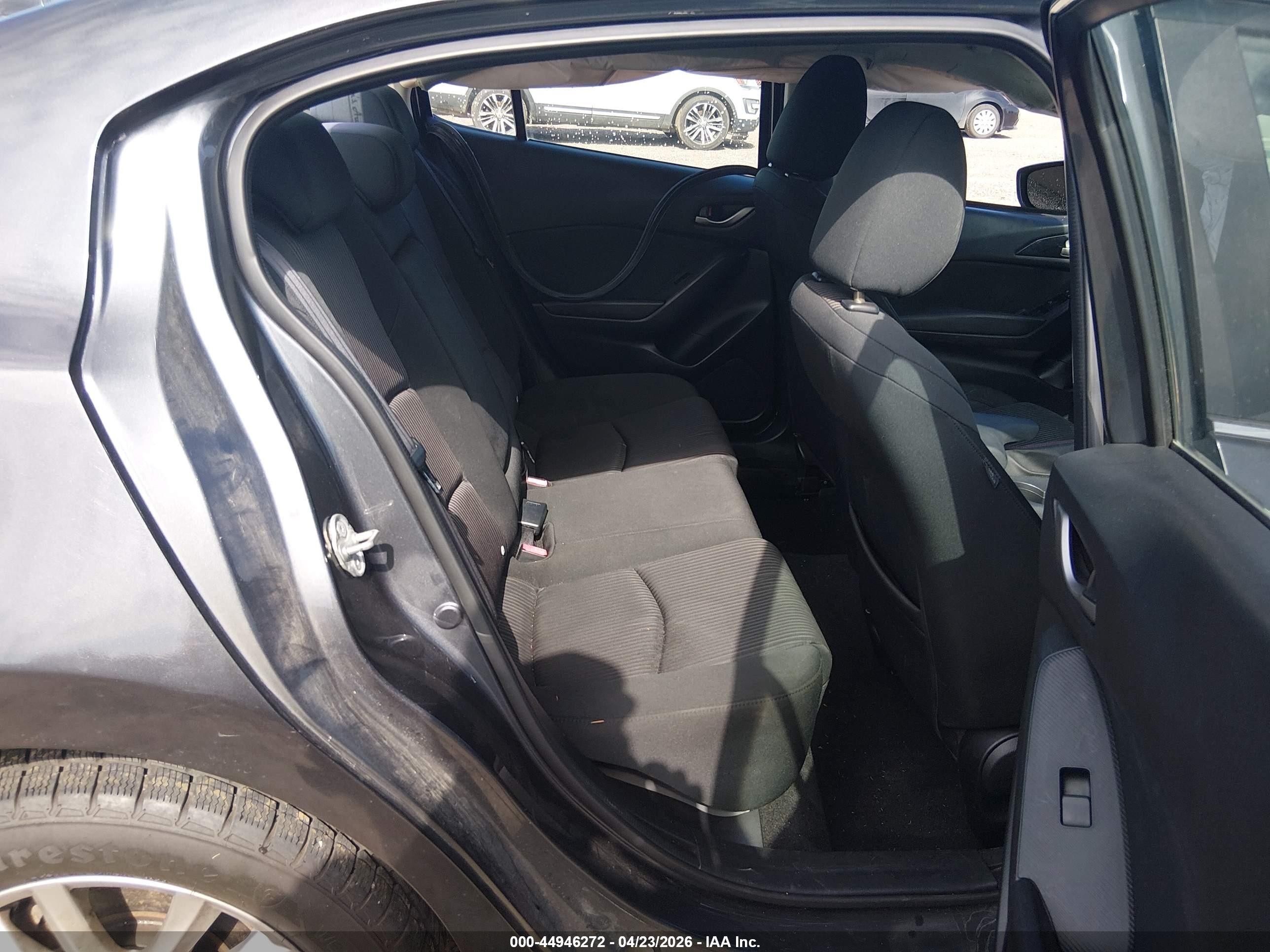 2014 Mazda Mazda3 I Touring Gray vin: JM1BM1V70E1212147