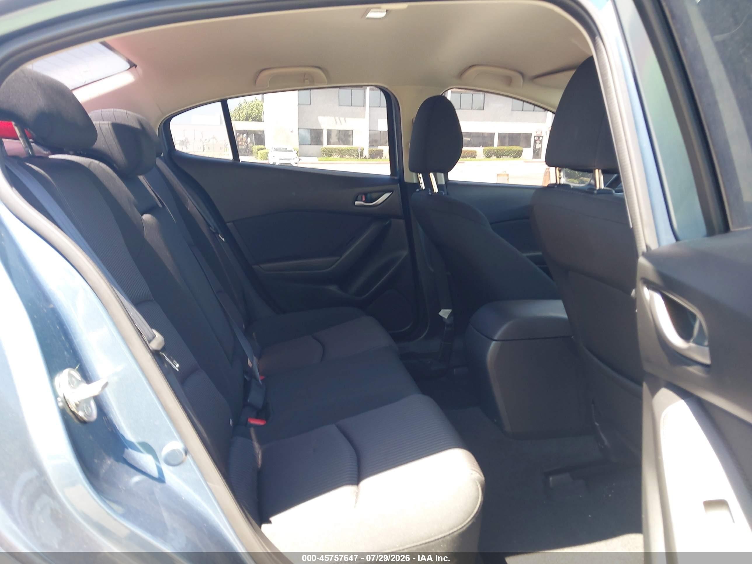 2015 Mazda Mazda3 I Touring Gray vin: JM1BM1V70F1269496
