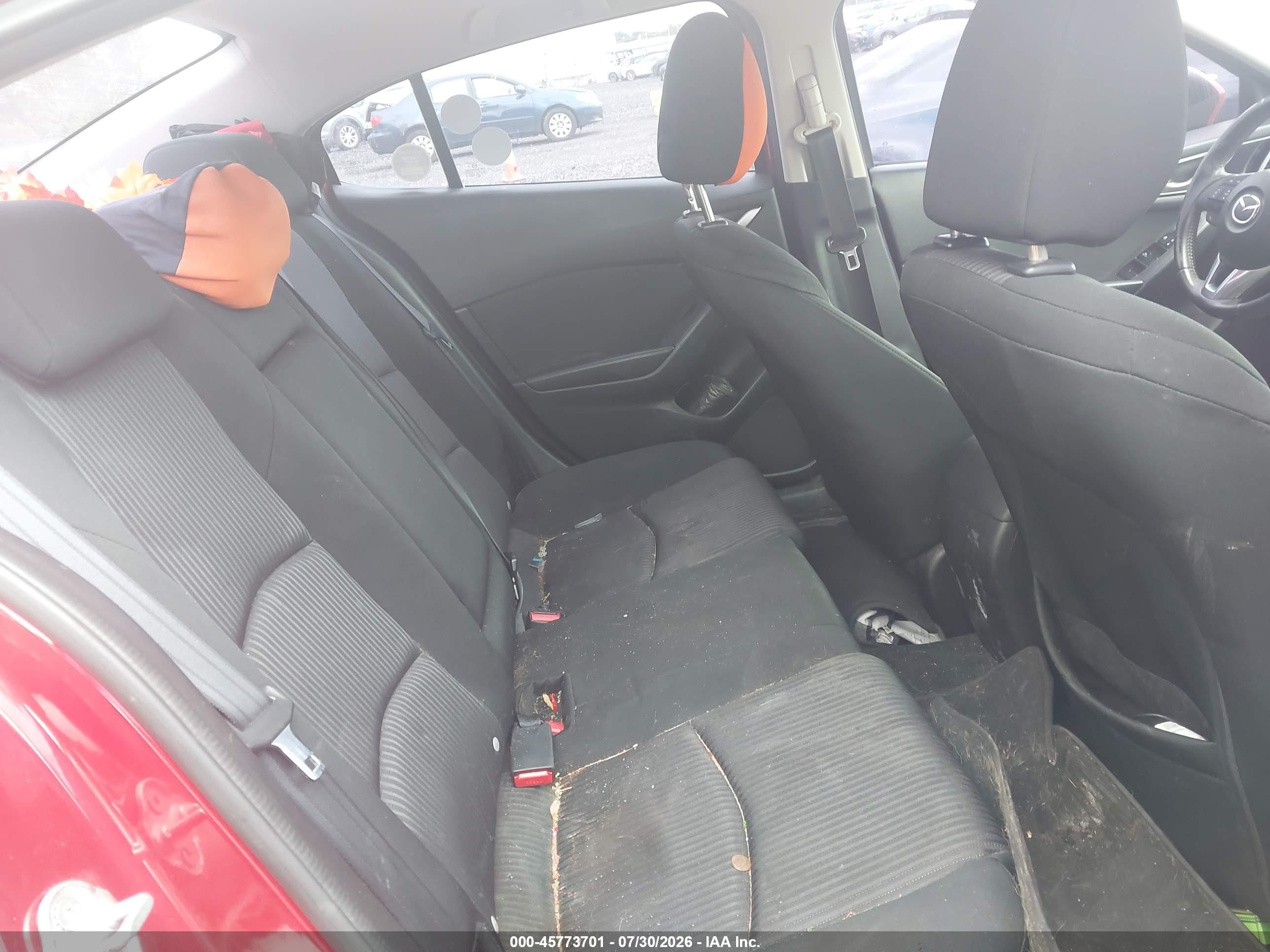 2014 Mazda Mazda3 I Touring Красный vin: JM1BM1V71E1138298