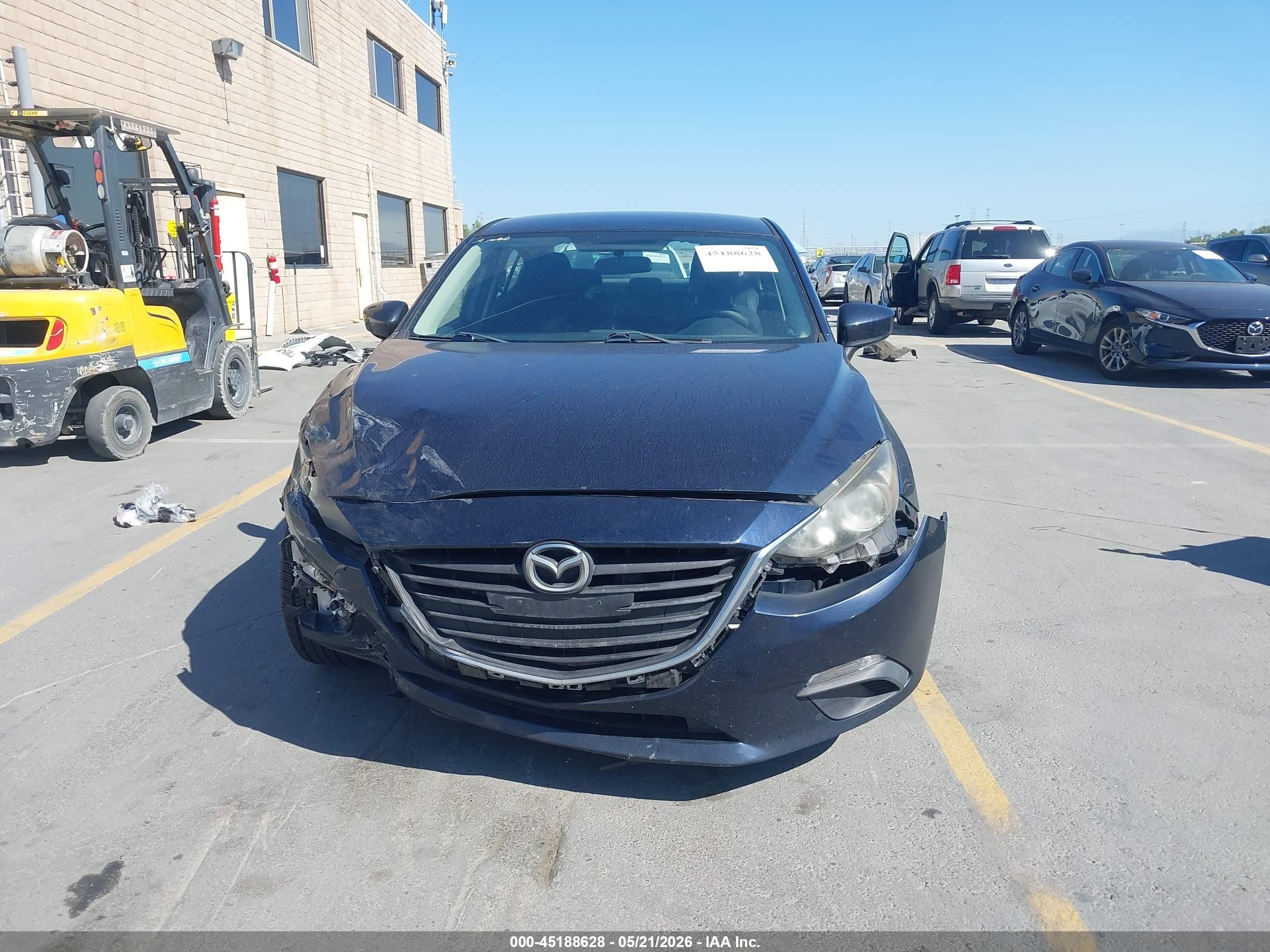 2014 Mazda Mazda3 I Touring Blue vin: JM1BM1V71E1211797