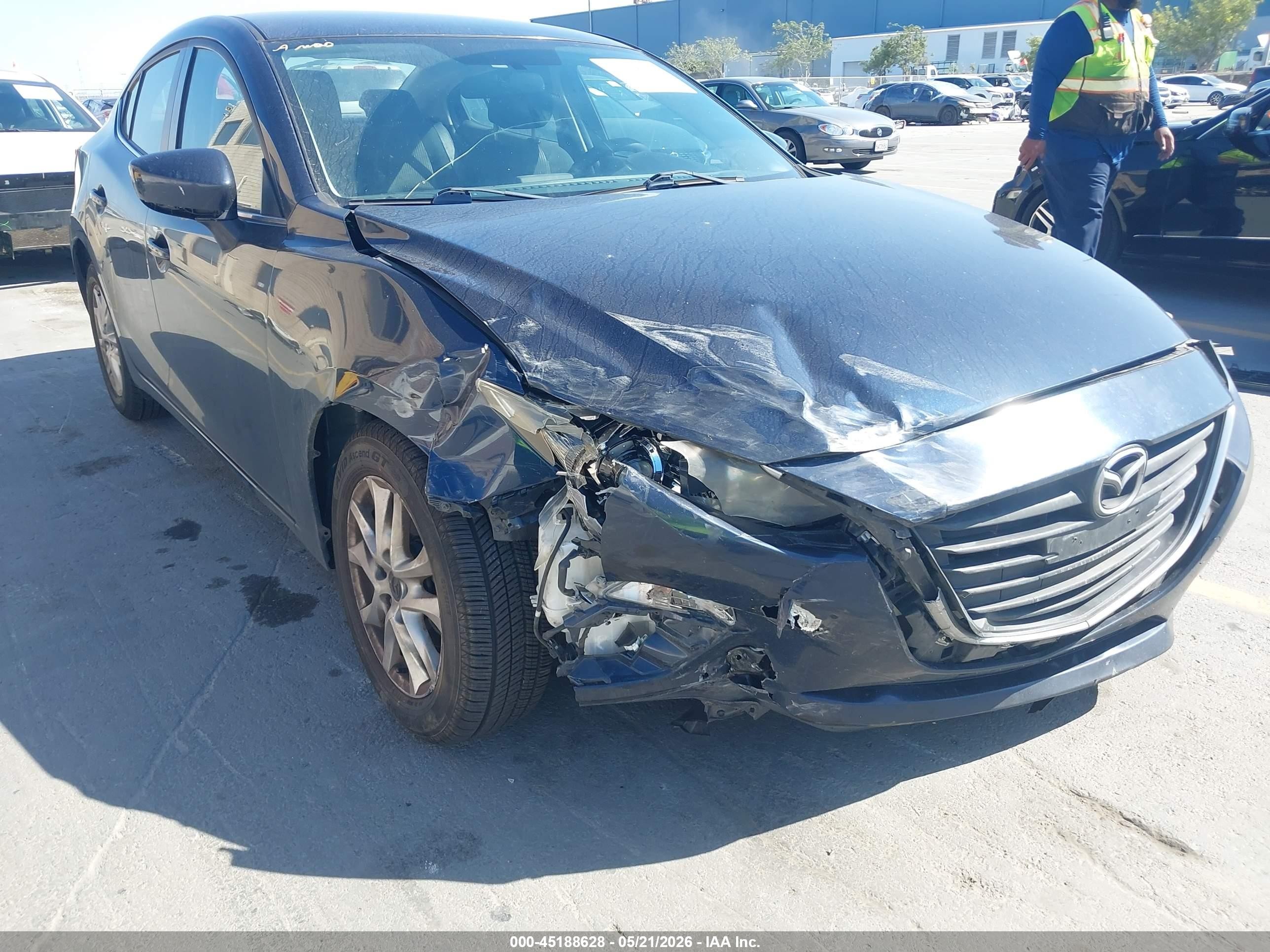 2014 Mazda Mazda3 I Touring Blue vin: JM1BM1V71E1211797