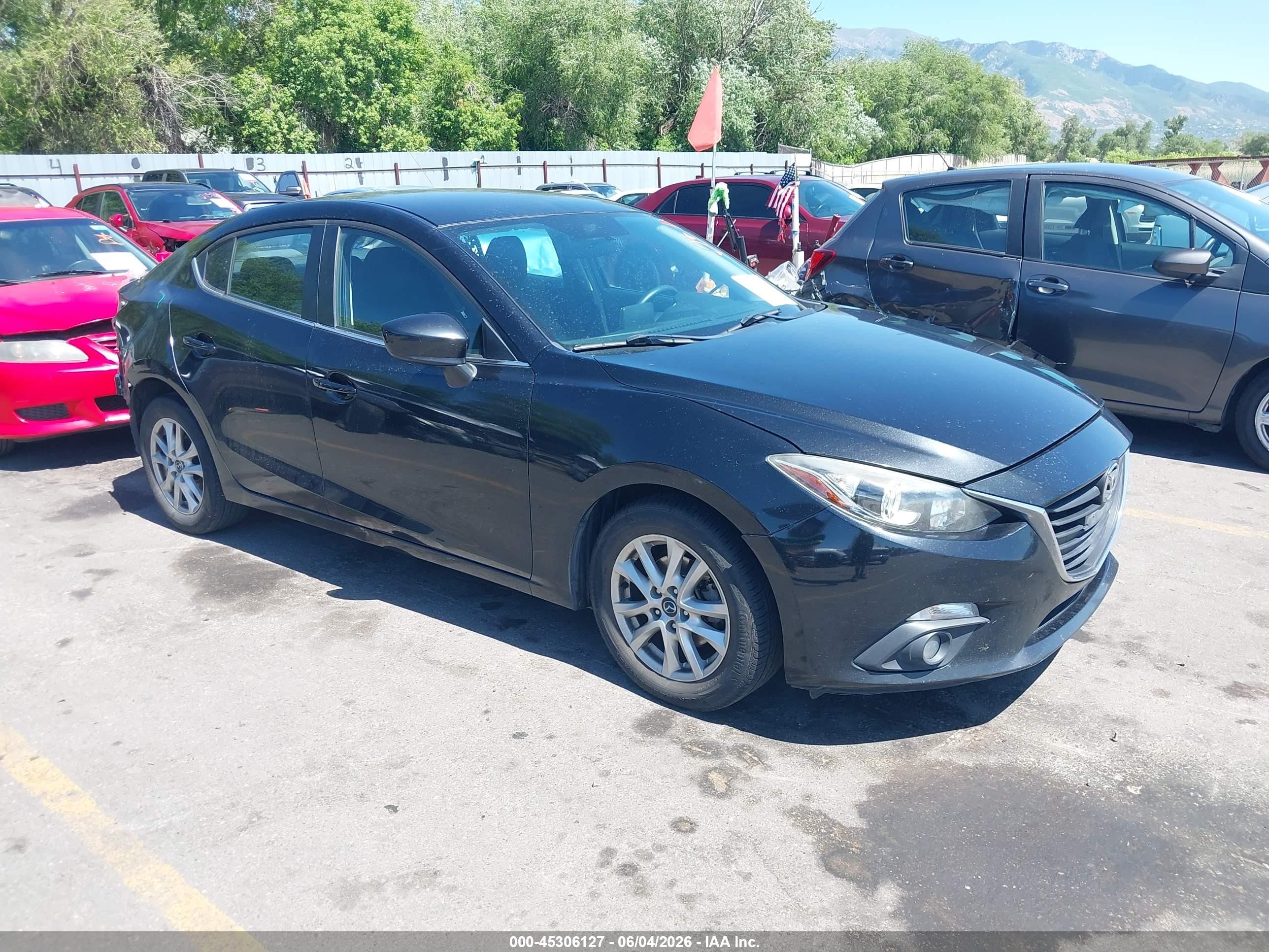 2015 Mazda Mazda3 I Touring Black vin: JM1BM1V71F1230660