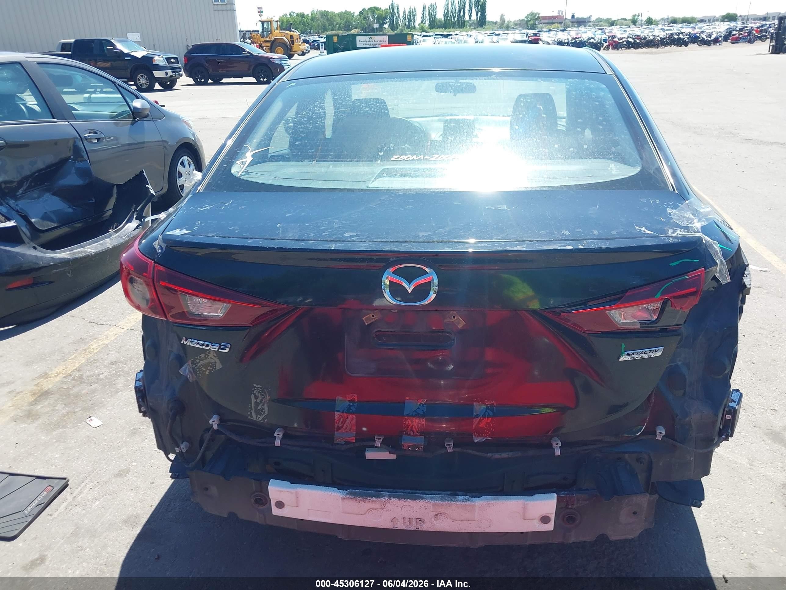 2015 Mazda Mazda3 I Touring Black vin: JM1BM1V71F1230660