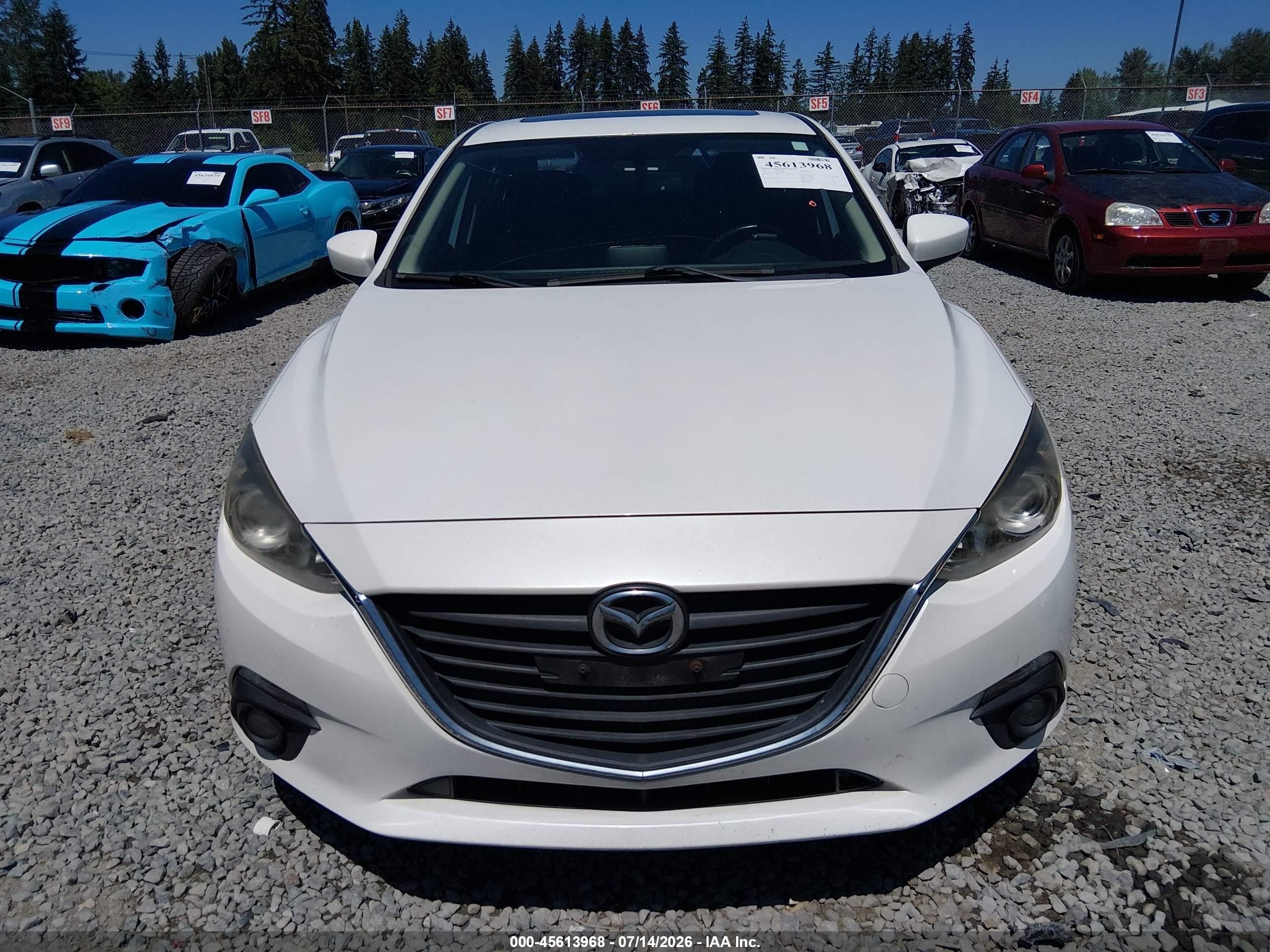 2015 Mazda Mazda3 I Touring White vin: JM1BM1V71F1233350