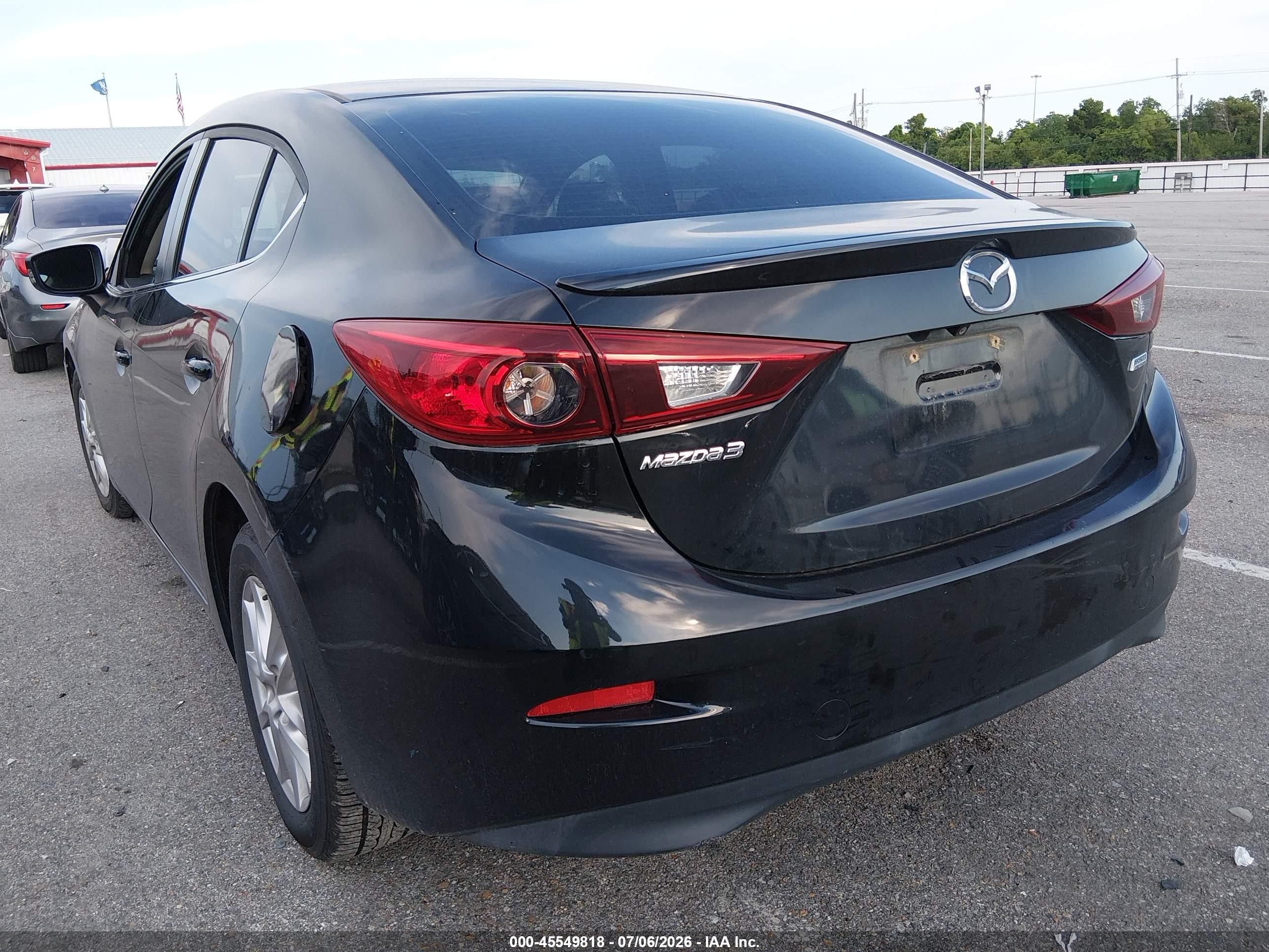 2015 Mazda Mazda3 I Touring Black vin: JM1BM1V71F1255428