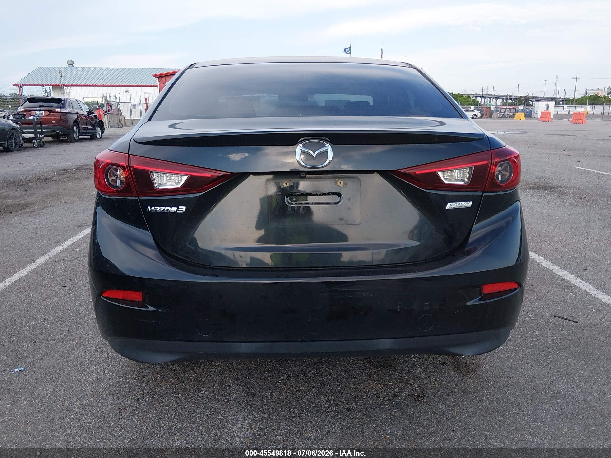2015 Mazda Mazda3 I Touring Black vin: JM1BM1V71F1255428
