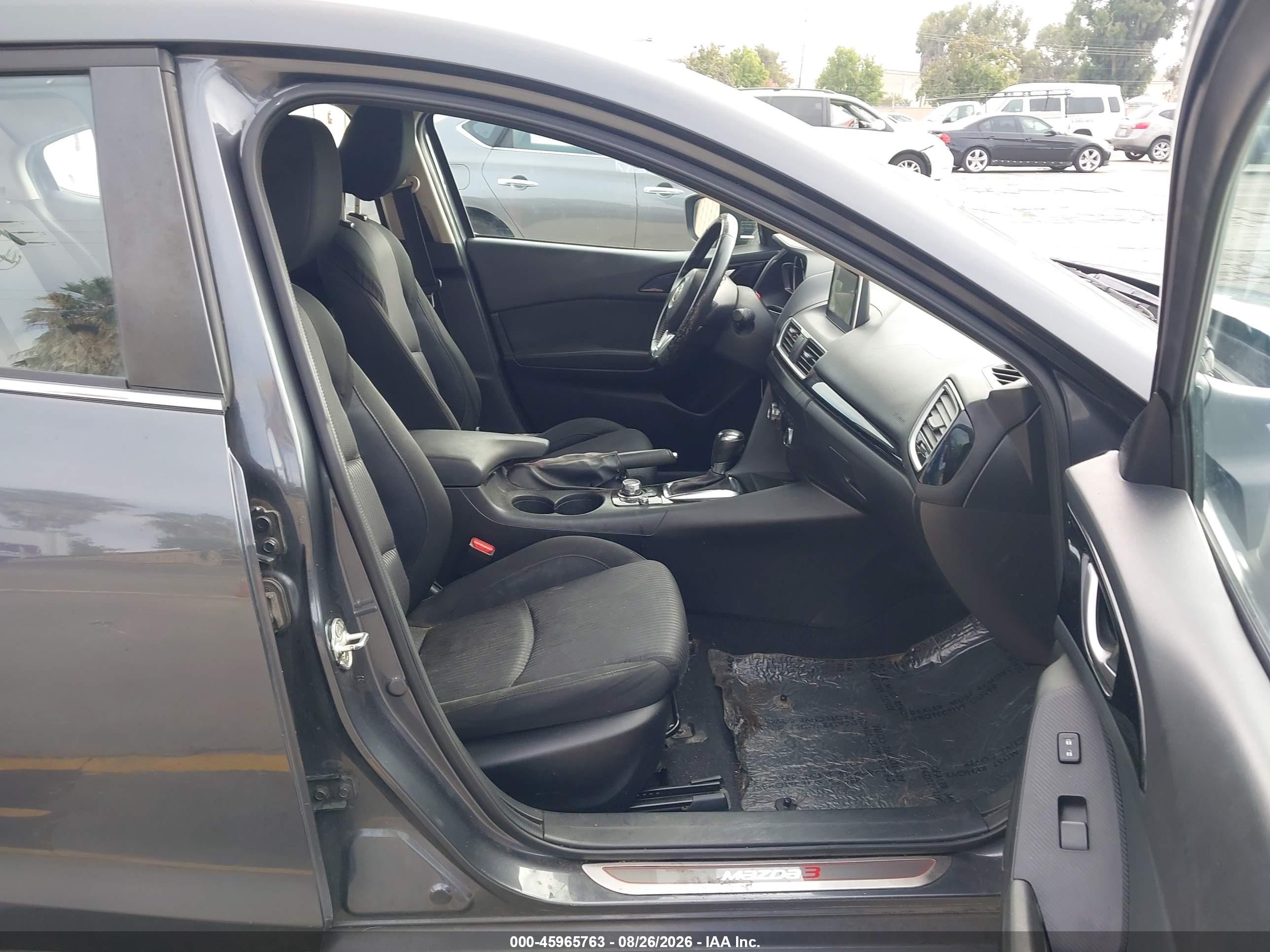 2015 Mazda Mazda3 I Touring Серый vin: JM1BM1V71F1258443