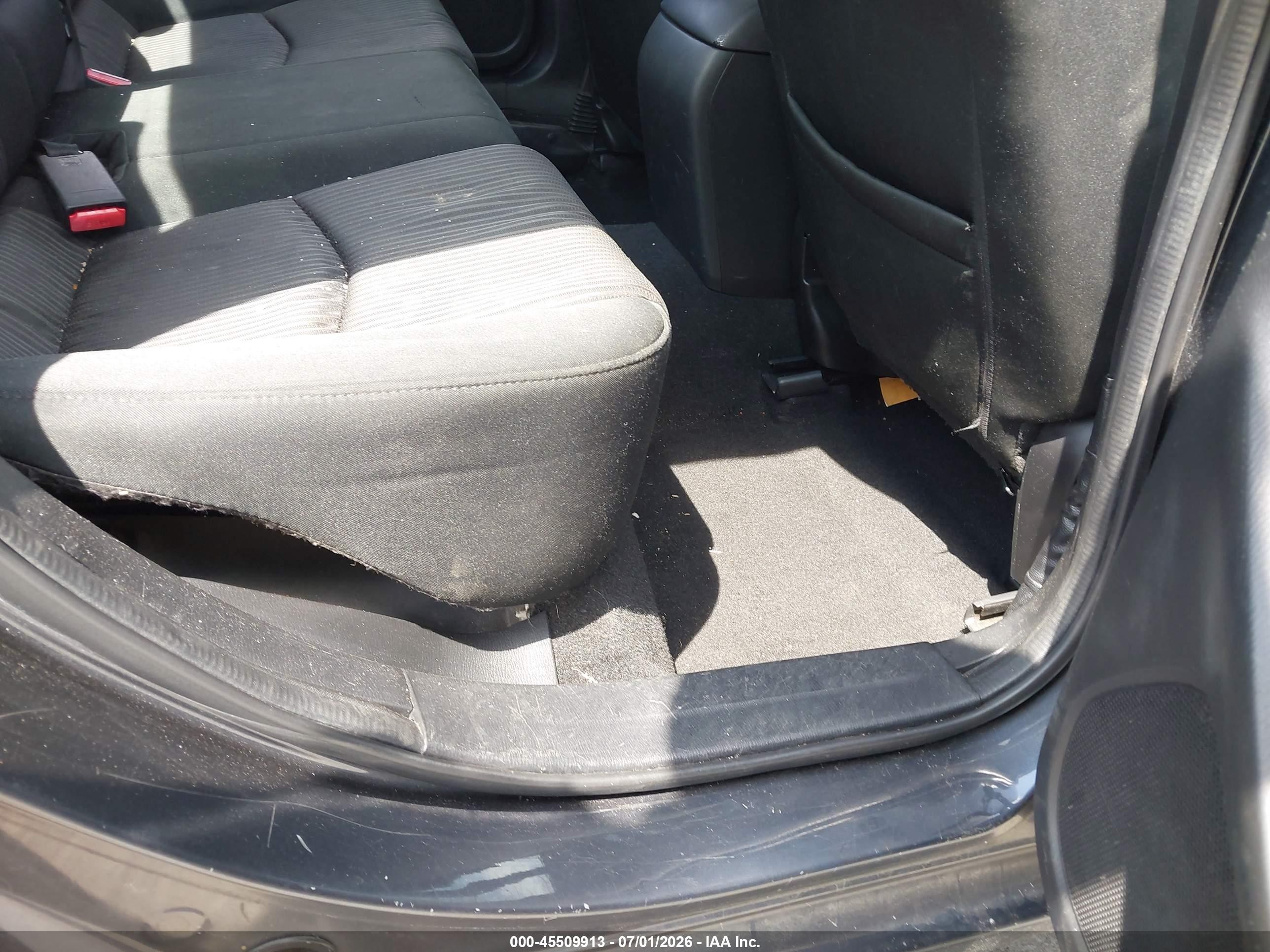 2015 Mazda Mazda3 I Touring Gray vin: JM1BM1V72F1247922