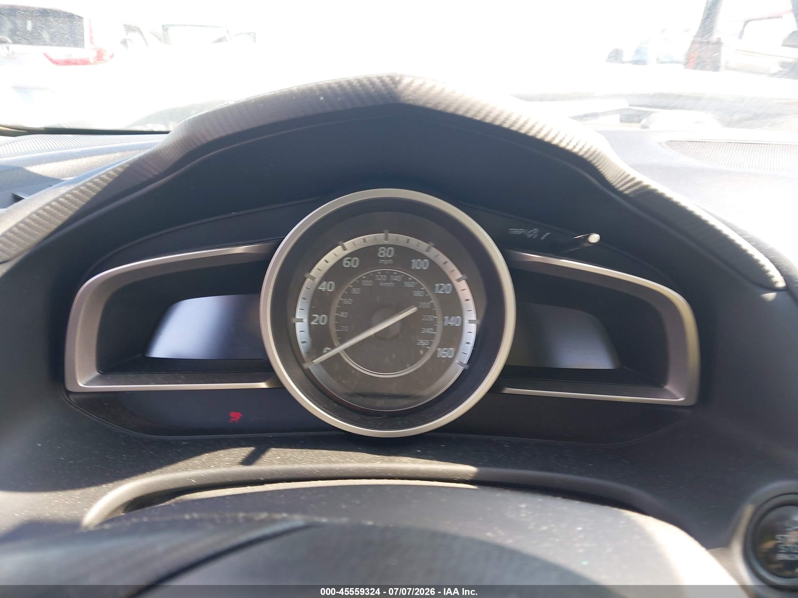 2015 Mazda Mazda3 I Touring Белый vin: JM1BM1V73F1229008