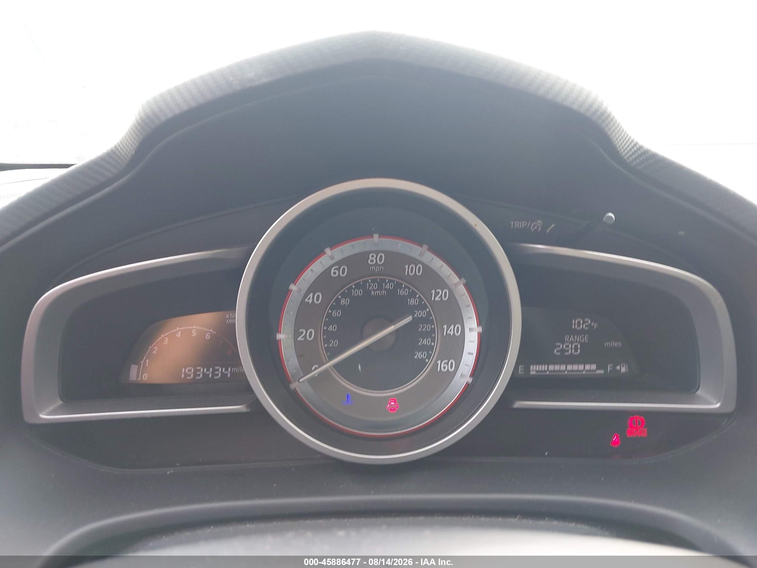 2014 Mazda Mazda3 I Touring Красный vin: JM1BM1V74E1111371
