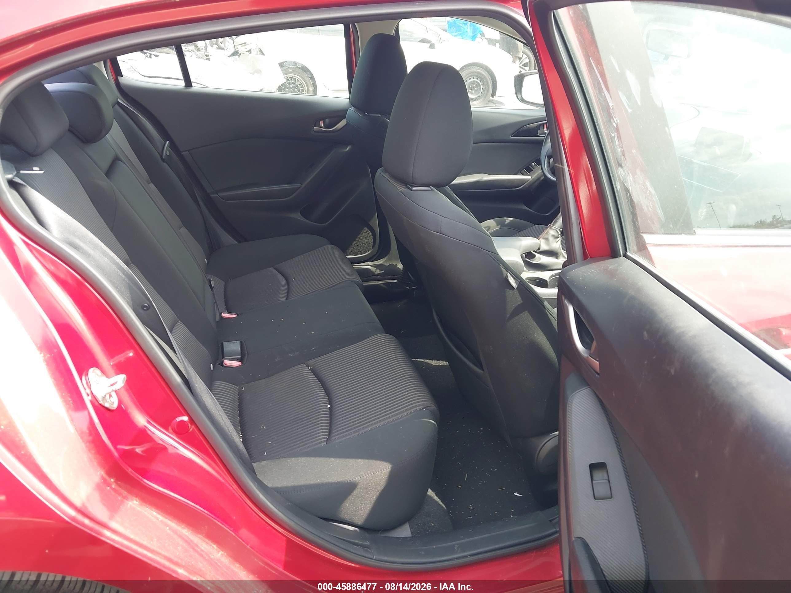 2014 Mazda Mazda3 I Touring Красный vin: JM1BM1V74E1111371