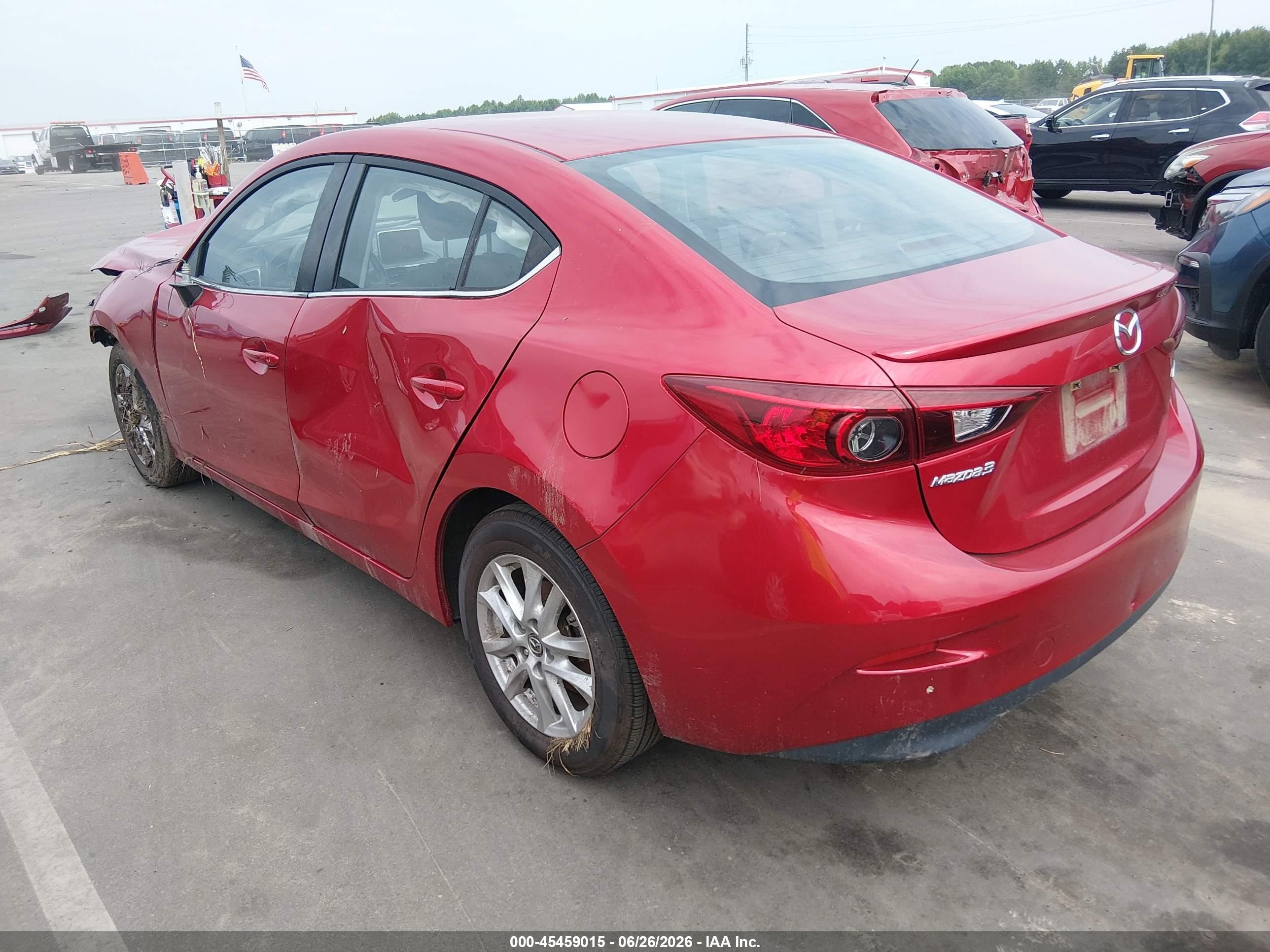 2015 Mazda Mazda3 I Touring Red vin: JM1BM1V74F1247727