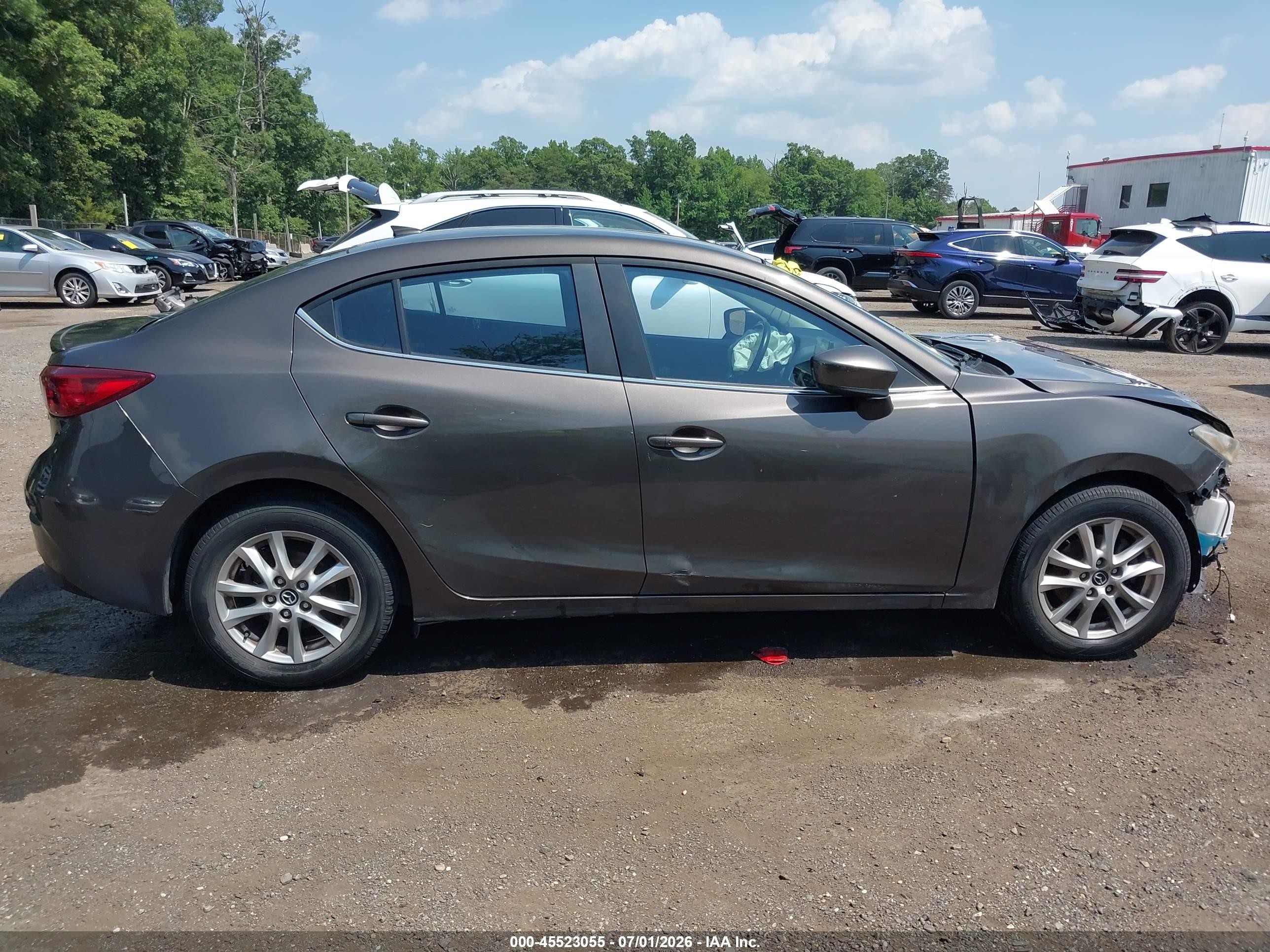 2014 Mazda Mazda3 I Touring Gray vin: JM1BM1V75E1115655