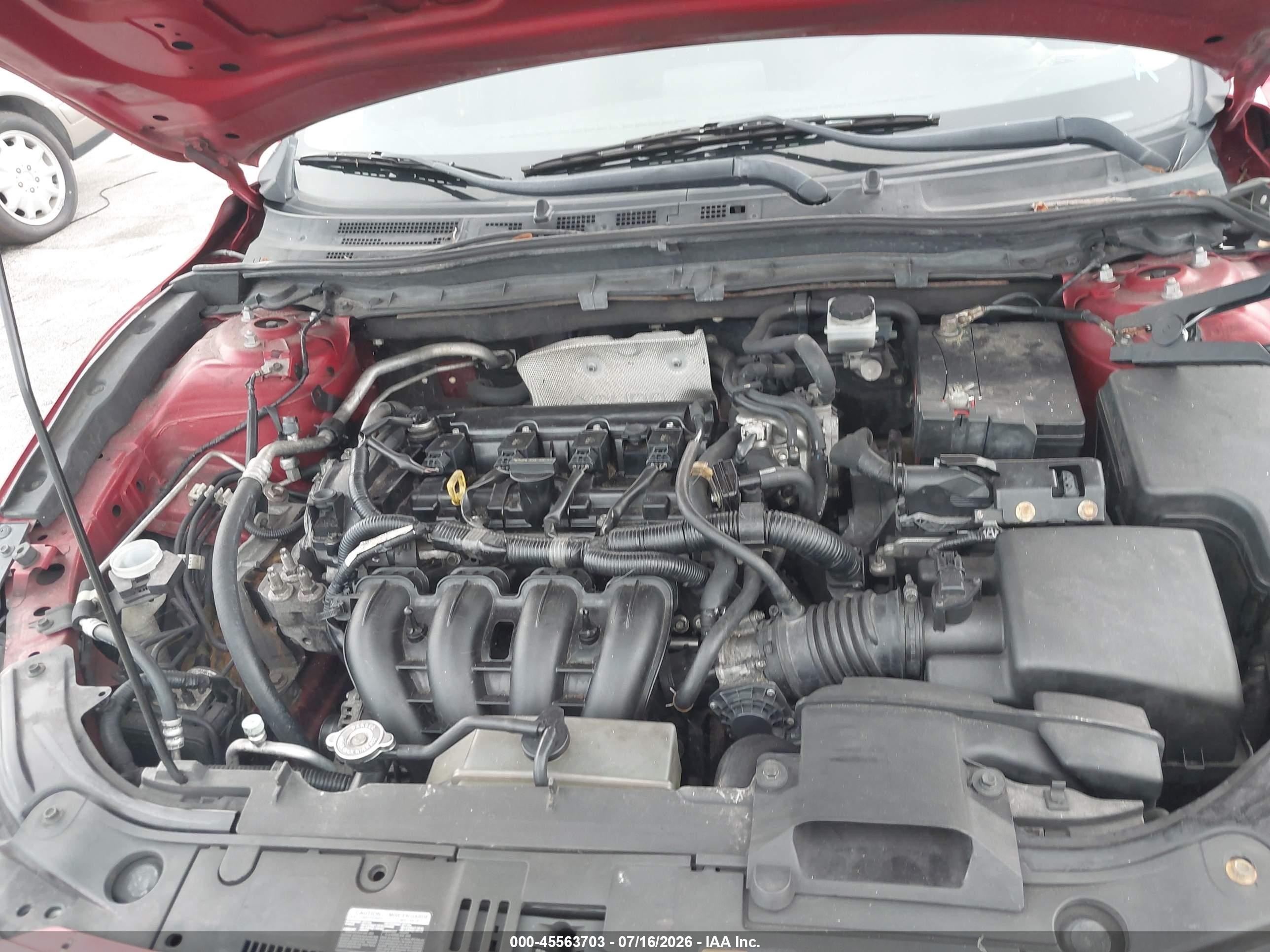 2014 Mazda Mazda3 I Touring Red vin: JM1BM1V75E1122380