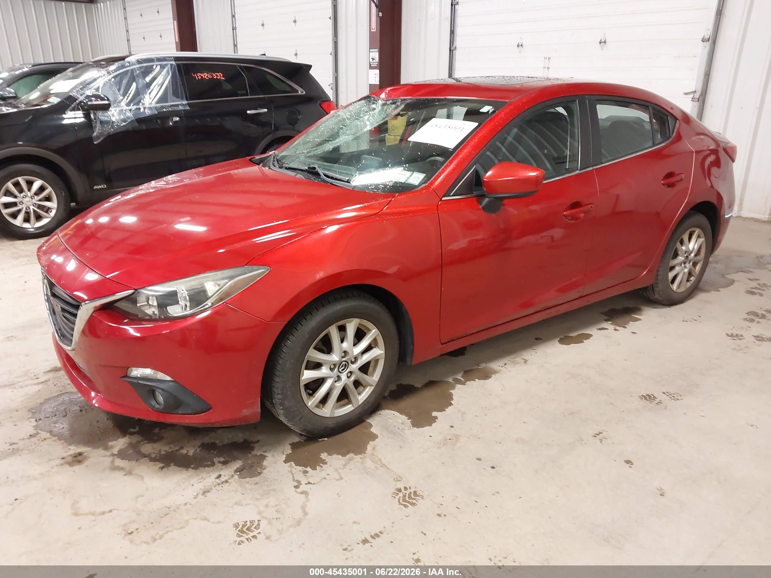 2015 Mazda Mazda3 I Touring Red vin: JM1BM1V75F1224697