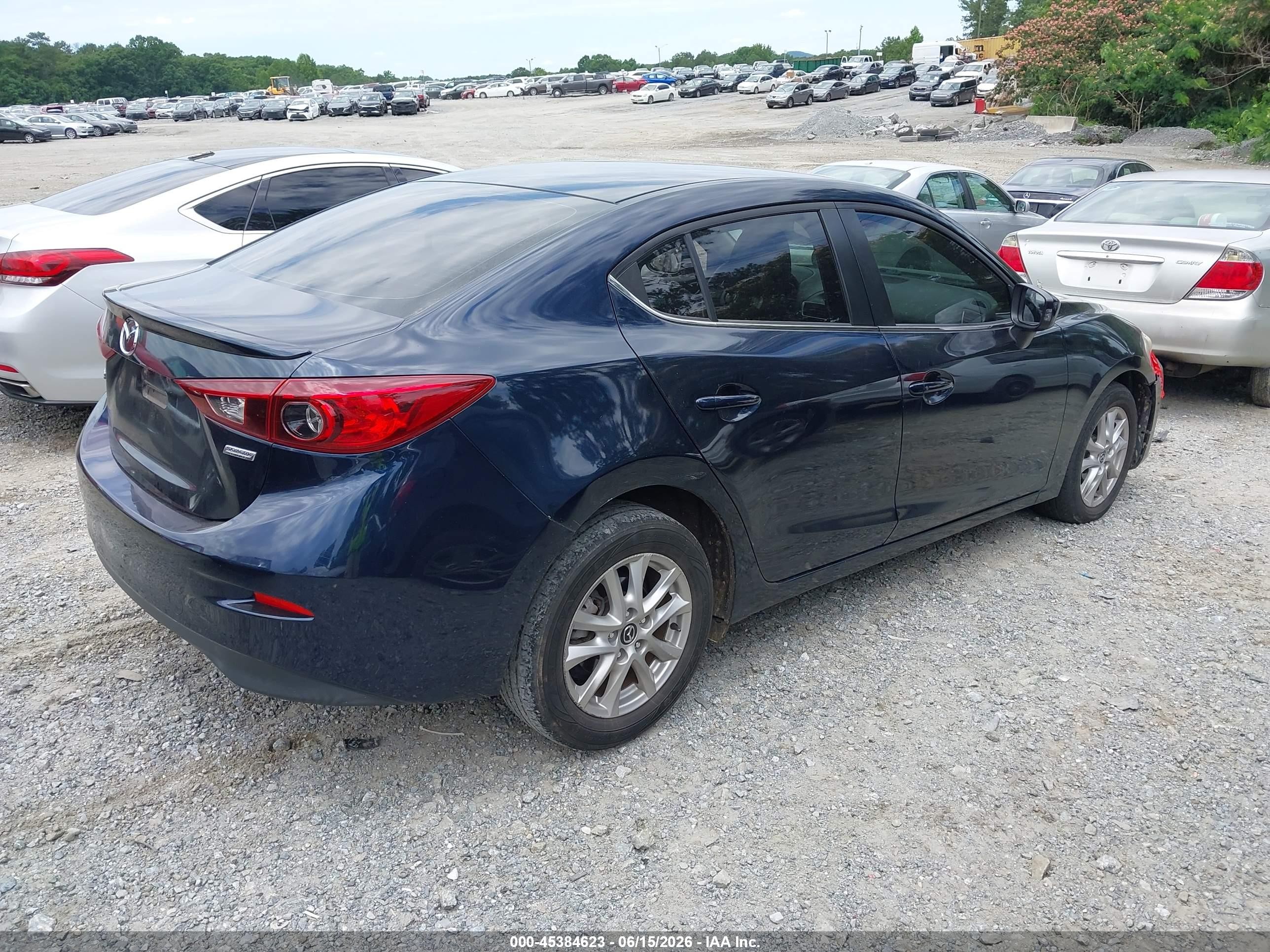2015 Mazda Mazda3 I Touring Black vin: JM1BM1V75F1227857
