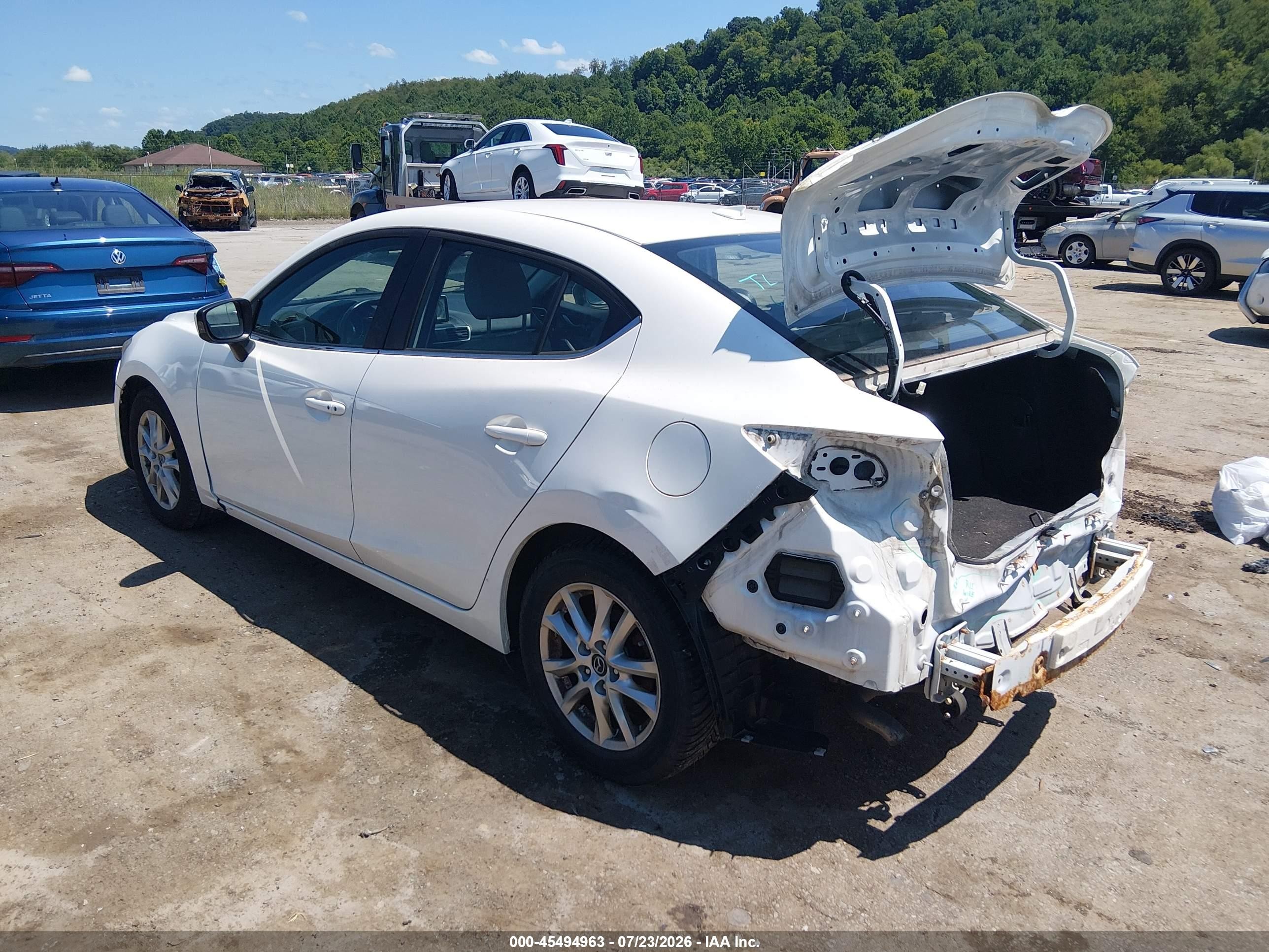 2014 Mazda Mazda3 I Touring Белый vin: JM1BM1V76E1124915