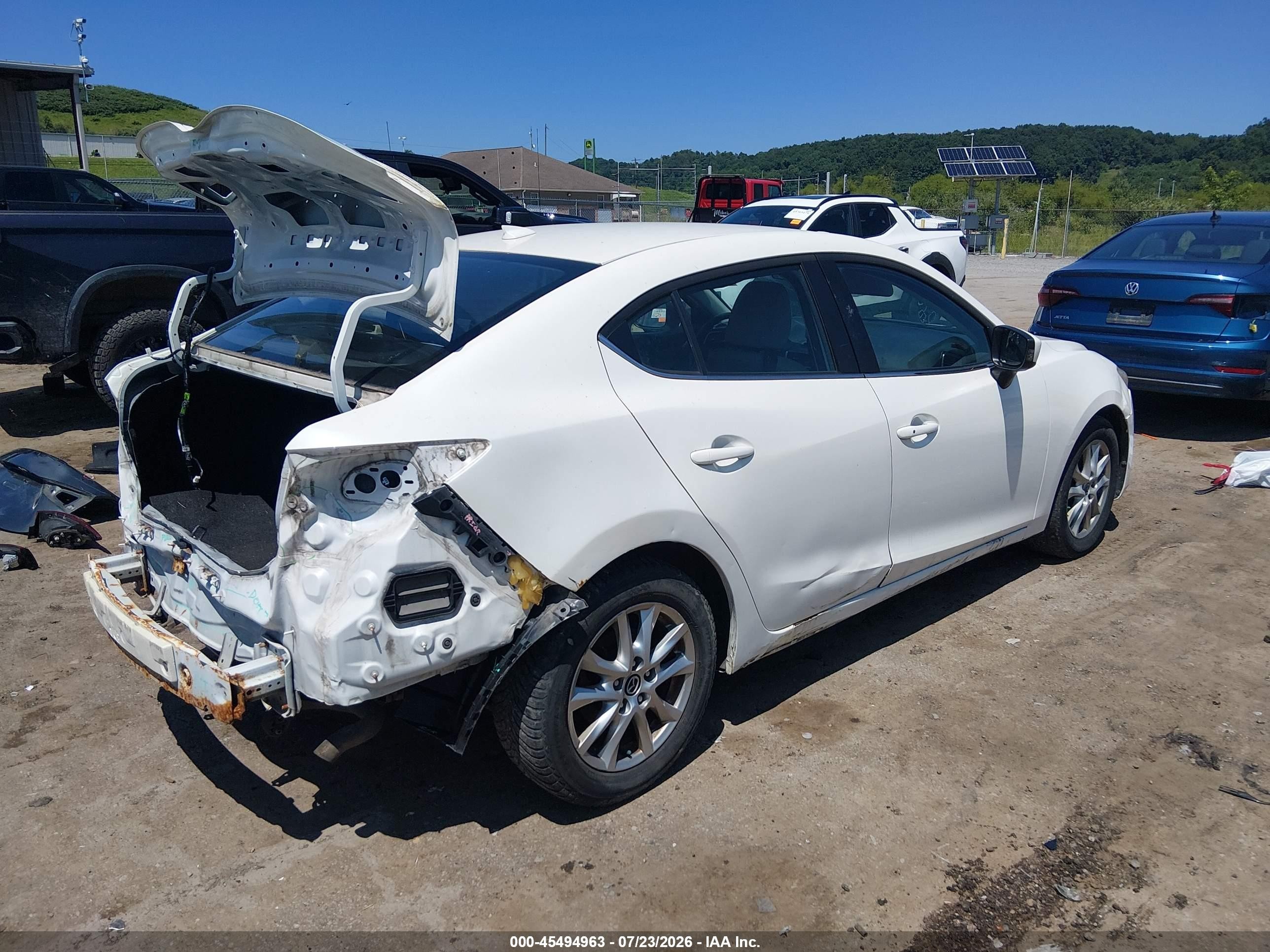 2014 Mazda Mazda3 I Touring Белый vin: JM1BM1V76E1124915