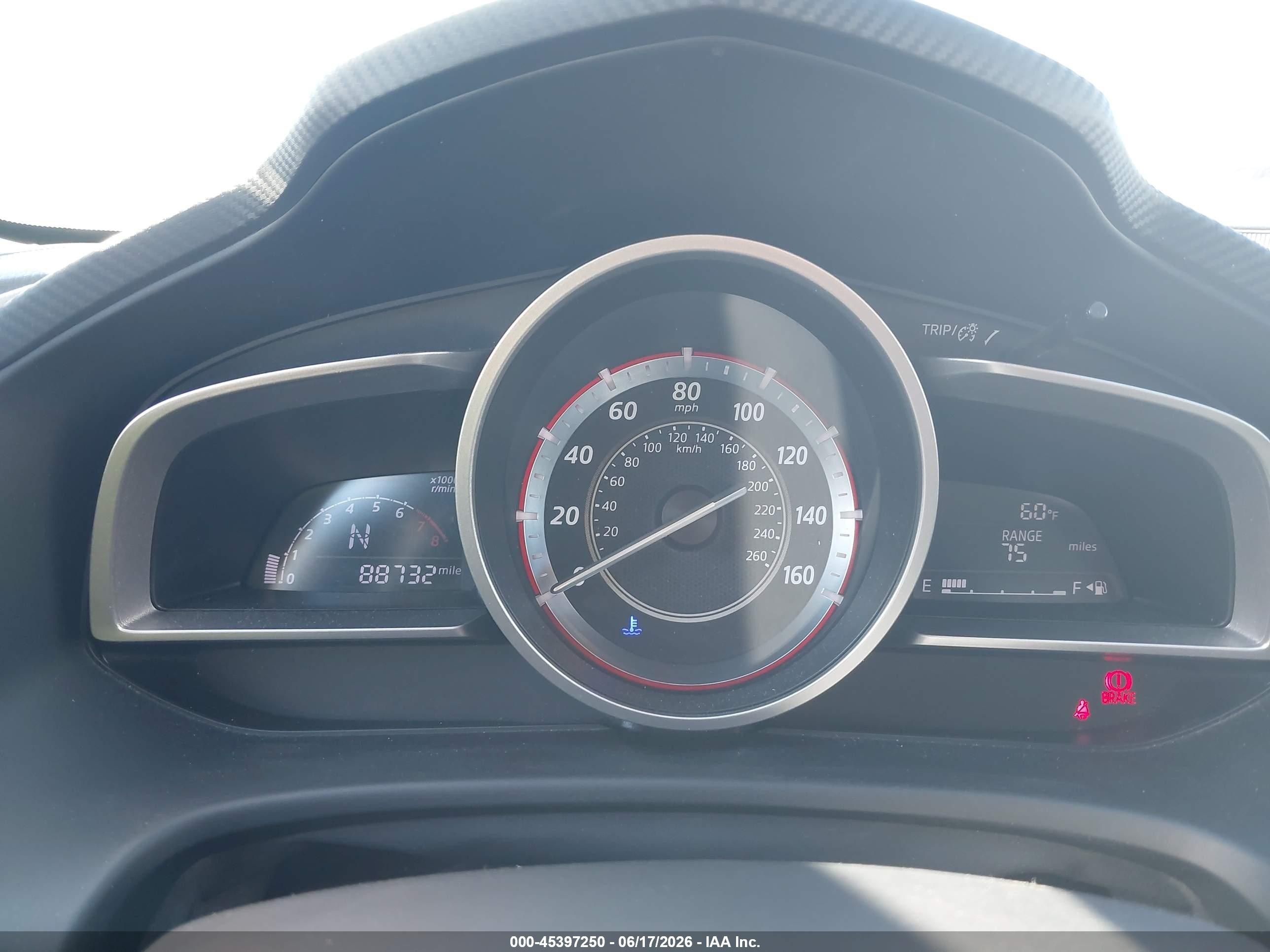 2014 Mazda Mazda3 I Touring Красный vin: JM1BM1V76E1150642