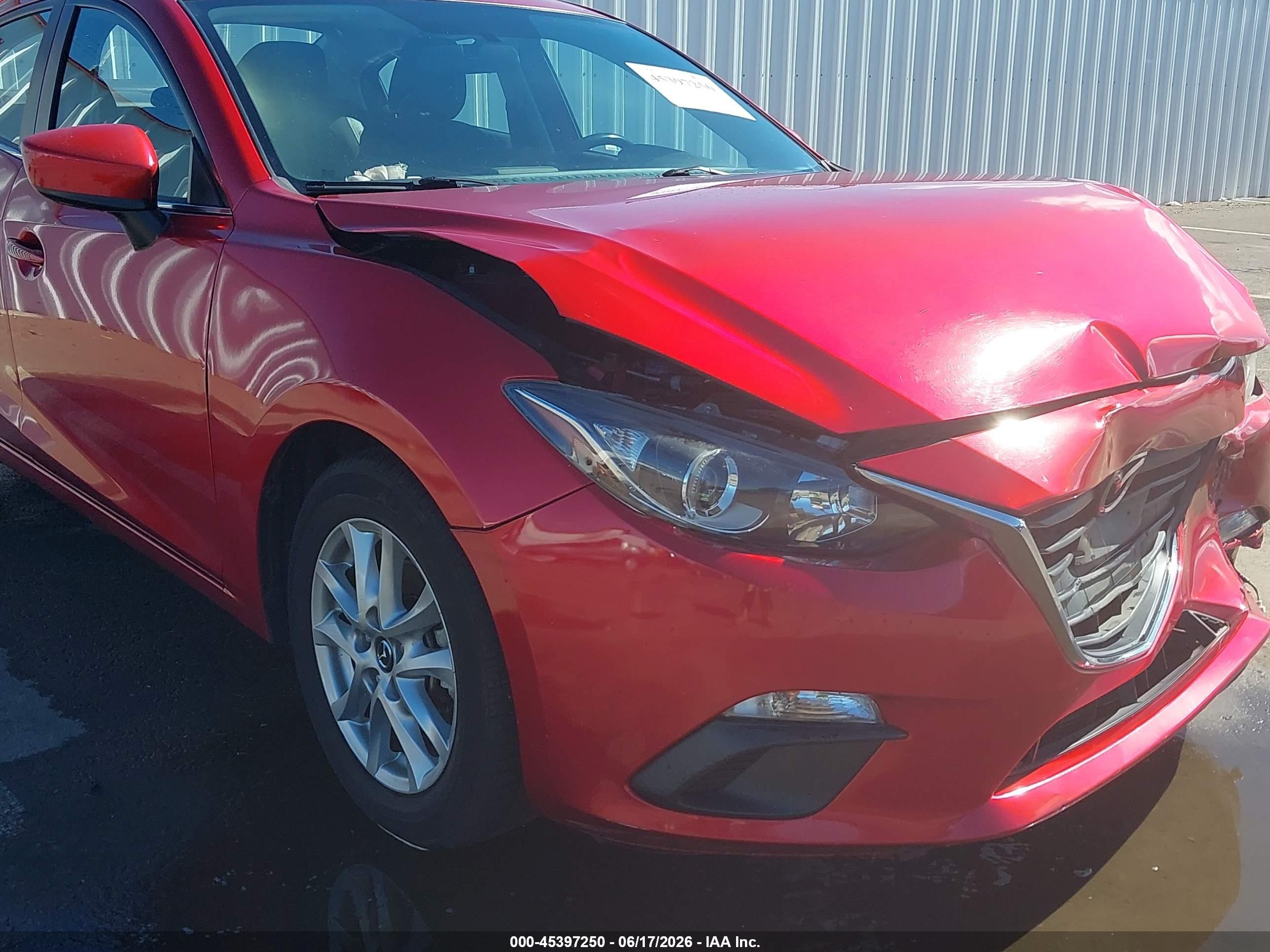 2014 Mazda Mazda3 I Touring Красный vin: JM1BM1V76E1150642