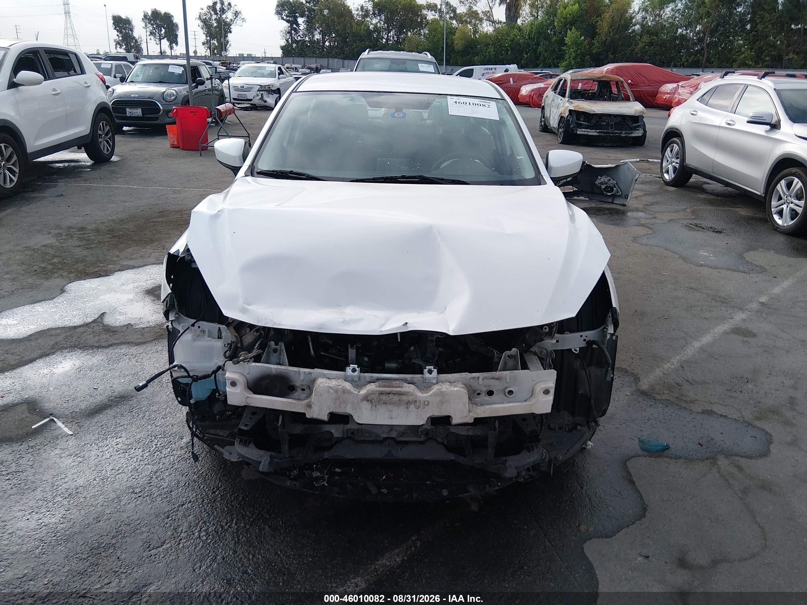 2015 Mazda Mazda3 I Touring White vin: JM1BM1V76F1219864