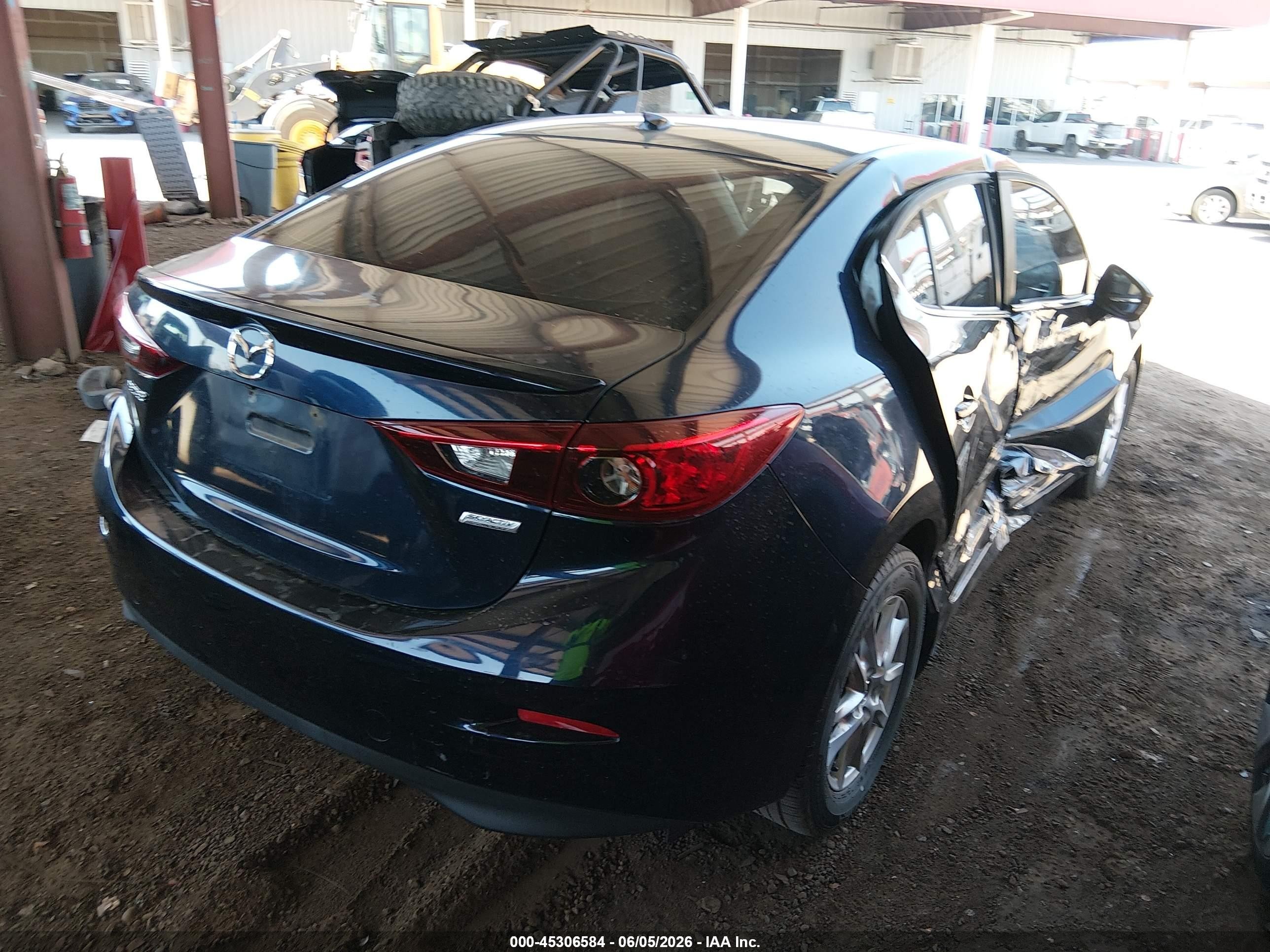2014 Mazda Mazda3 I Touring Blue vin: JM1BM1V77E1147684