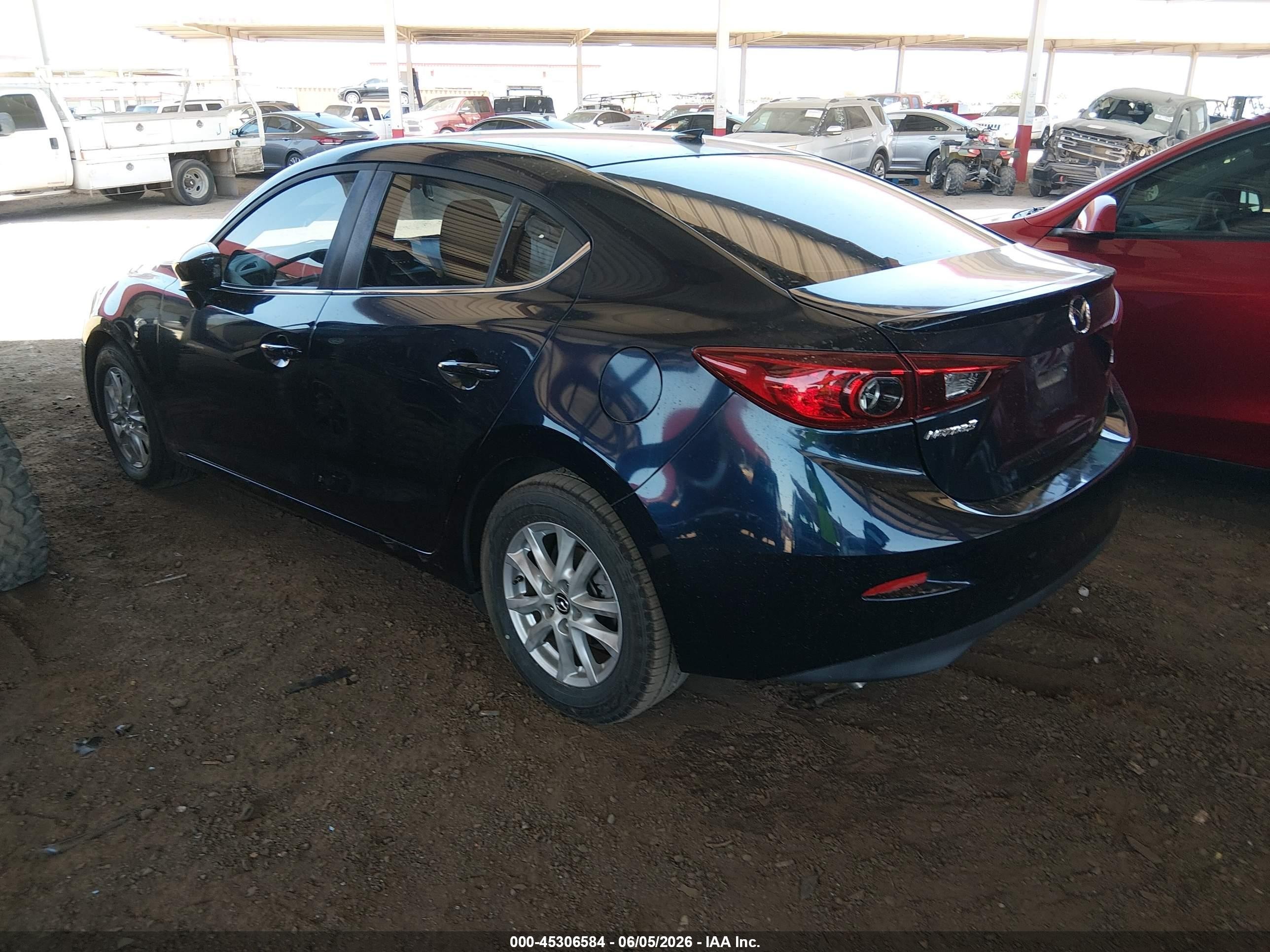 2014 Mazda Mazda3 I Touring Blue vin: JM1BM1V77E1147684