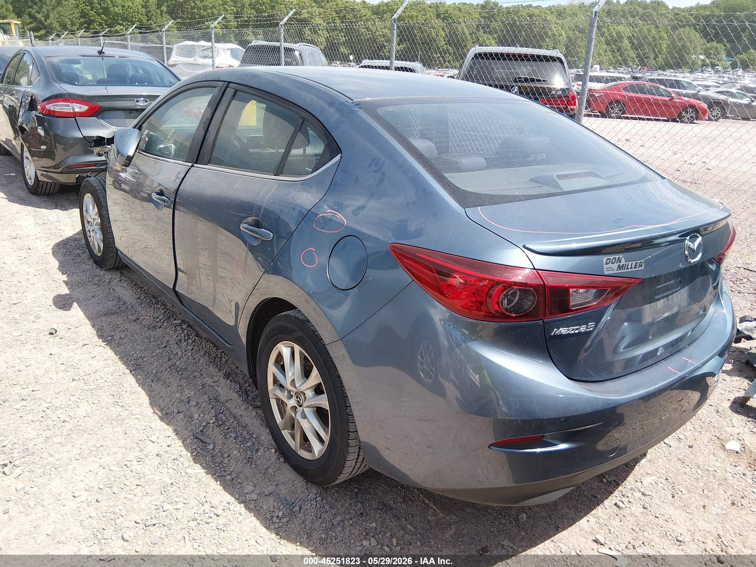 2014 Mazda Mazda3 I Touring Gray vin: JM1BM1V77E1173170
