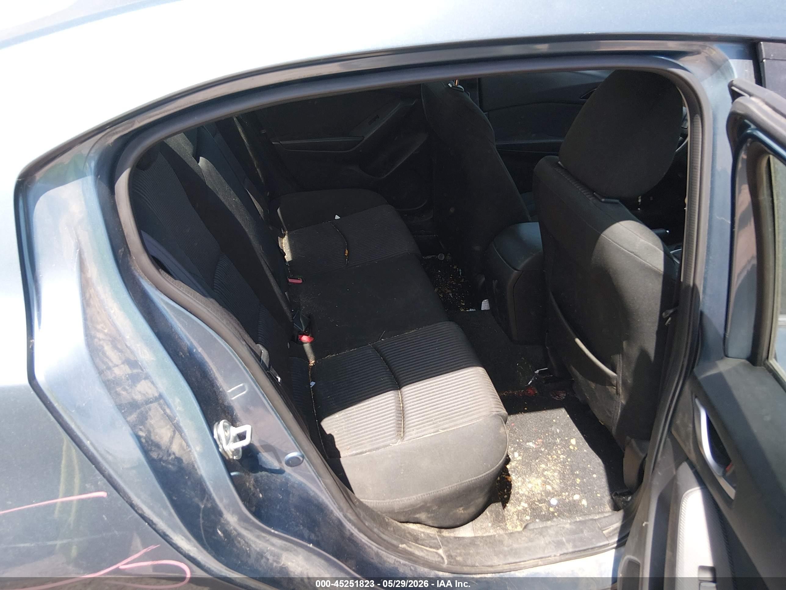 2014 Mazda Mazda3 I Touring Gray vin: JM1BM1V77E1173170