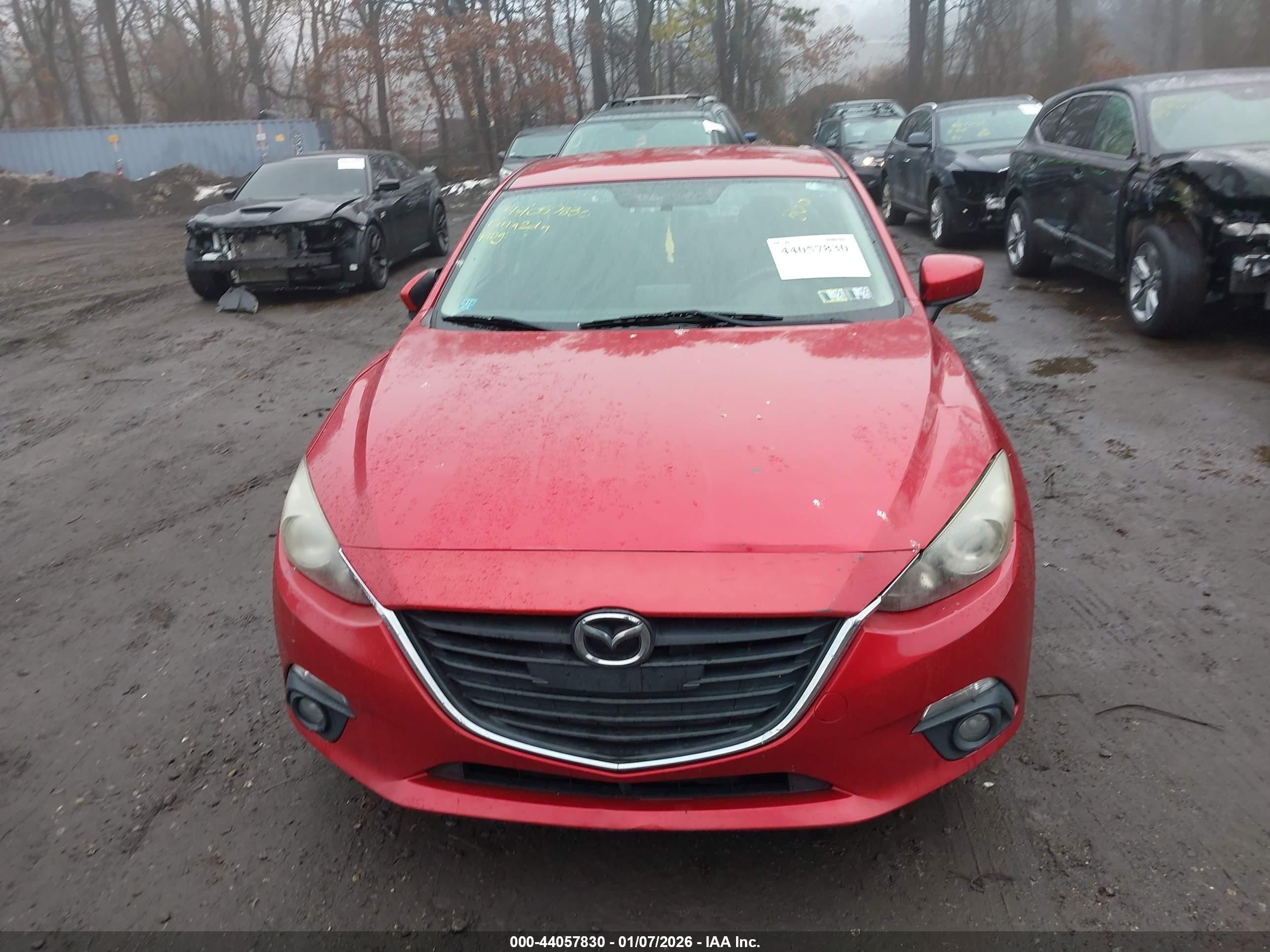 2015 Mazda Mazda3   Красный vin: JM1BM1V77F1220232