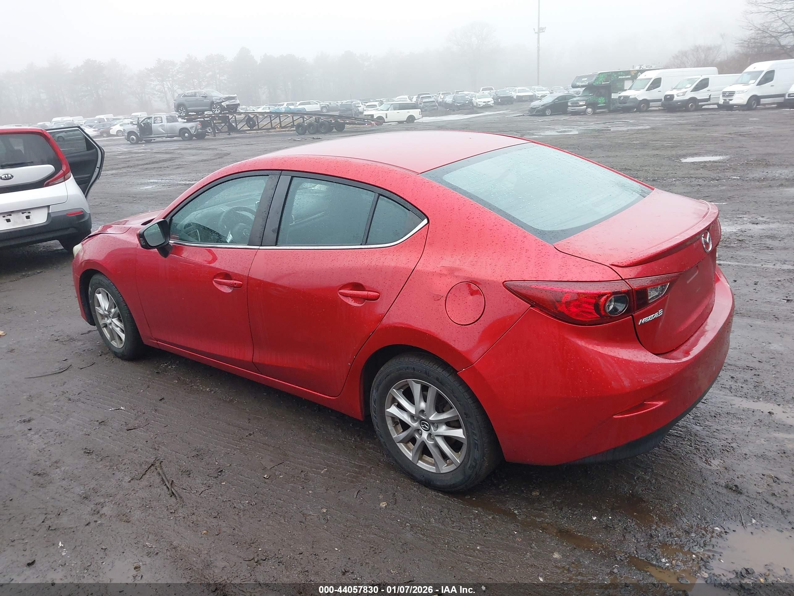 2015 Mazda Mazda3   Красный vin: JM1BM1V77F1220232