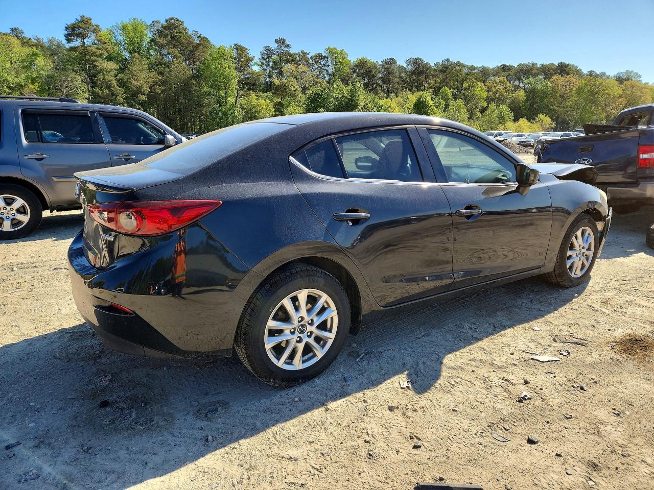 2015 Mazda 3 Touring Черный vin: JM1BM1V77F1254672