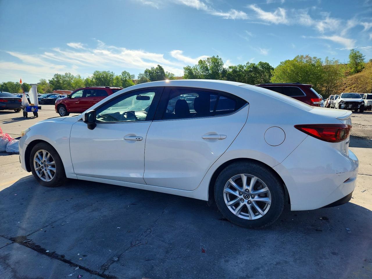 2015 Mazda 3 Touring White vin: JM1BM1V78F1267284