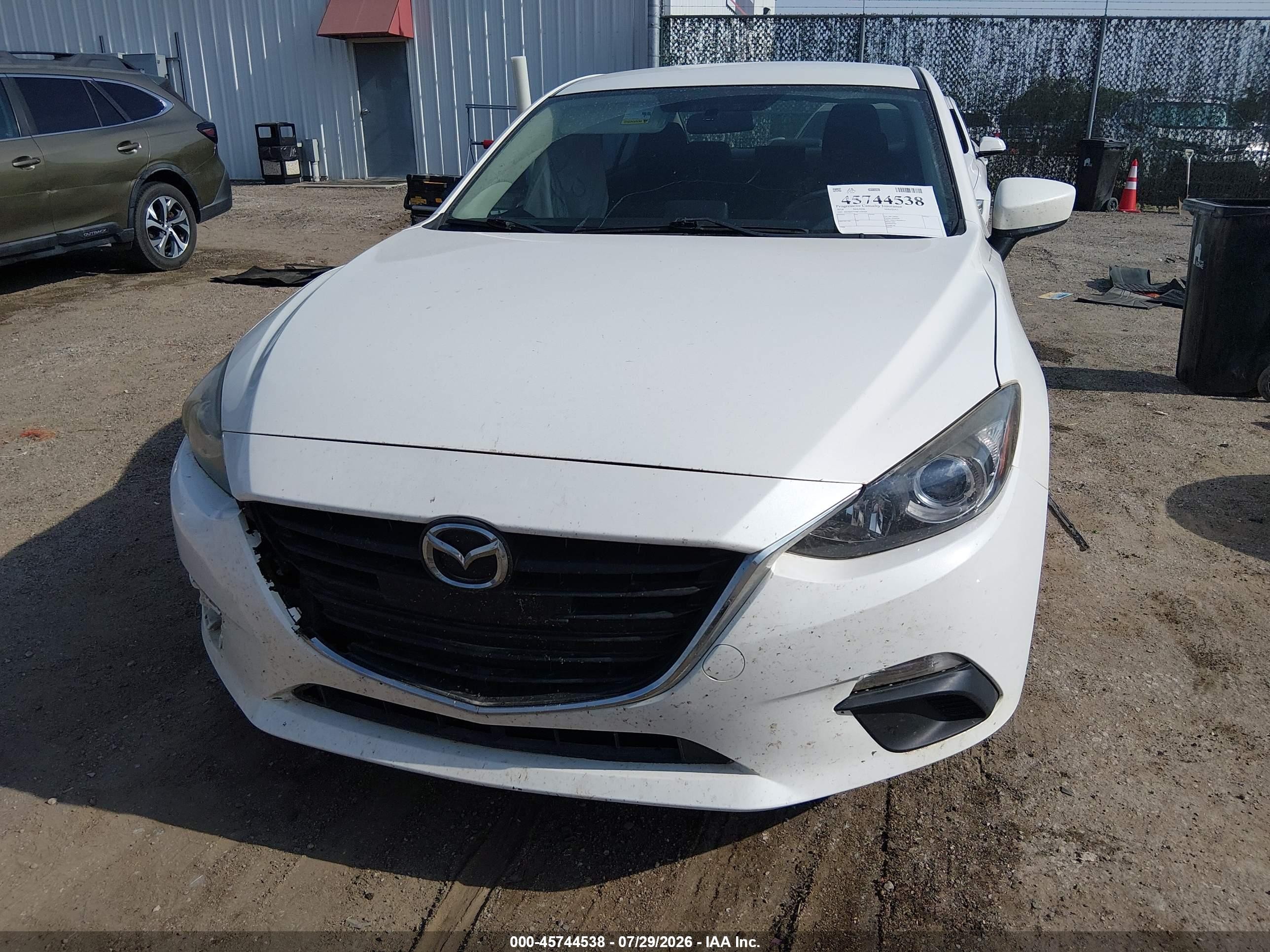 2014 Mazda Mazda3 I Touring White vin: JM1BM1V79E1109440