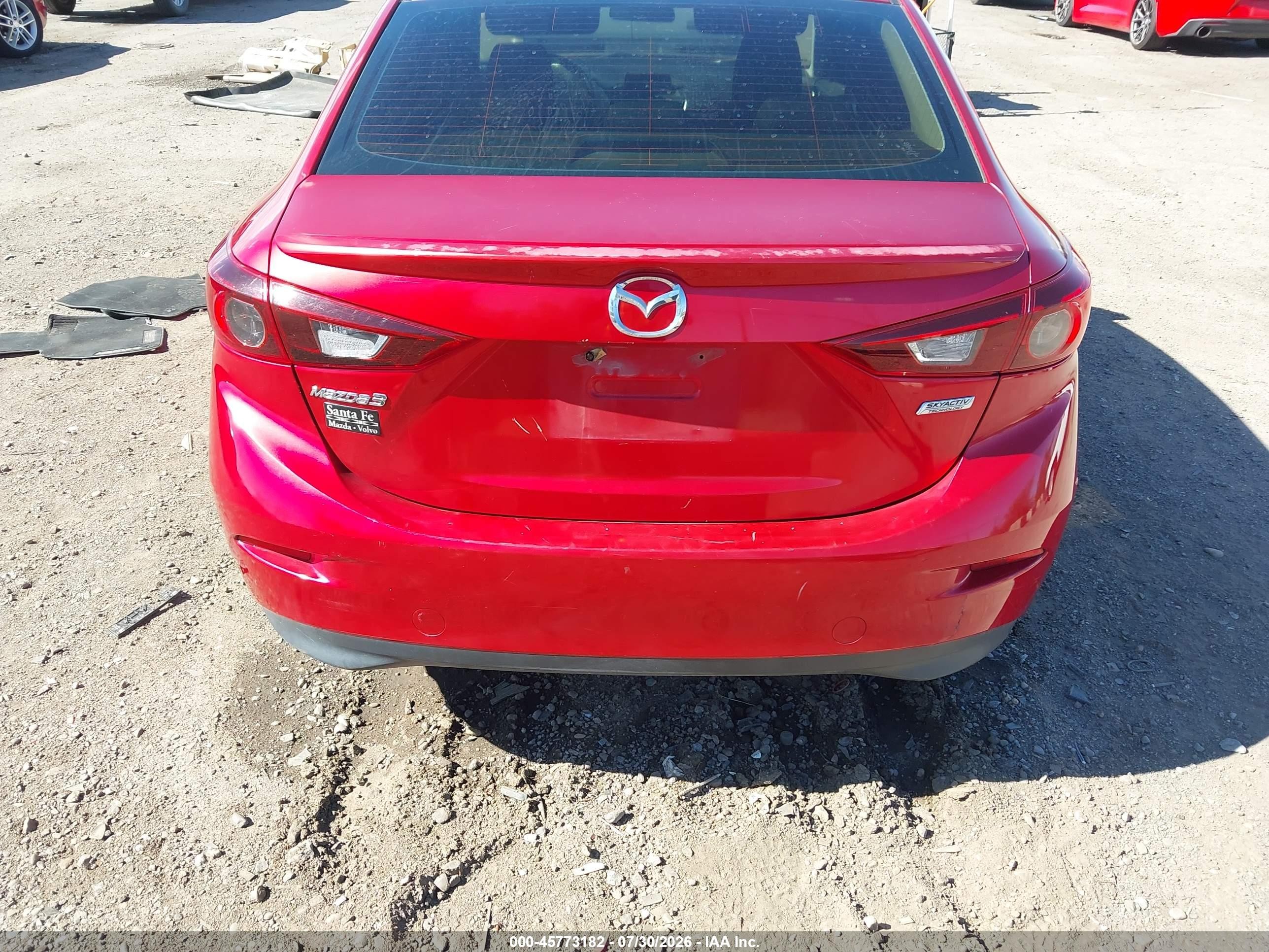 2014 Mazda Mazda3 I Touring Red vin: JM1BM1V79E1116159