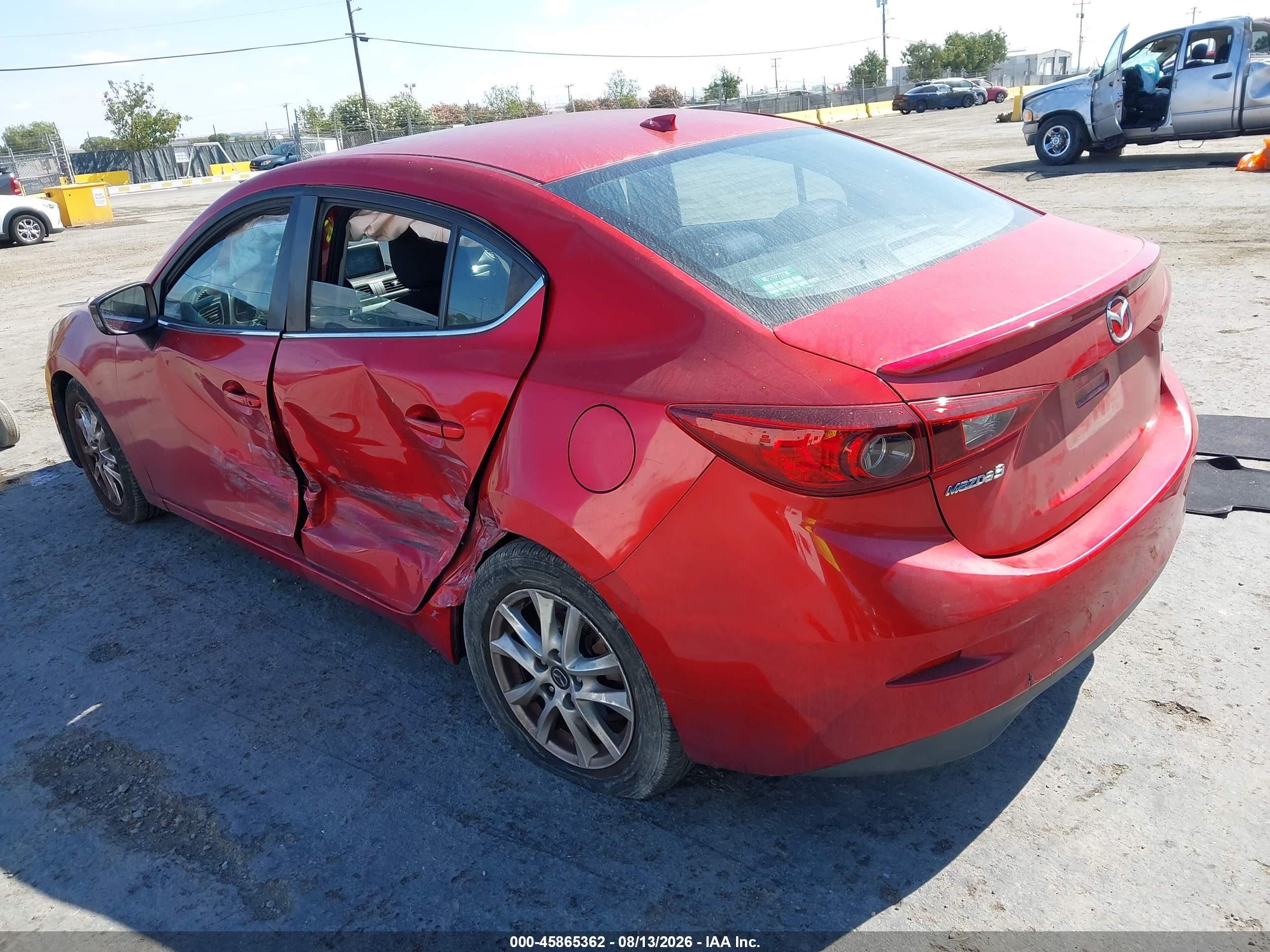 2015 Mazda Mazda3 I Touring Red vin: JM1BM1V79F1242278