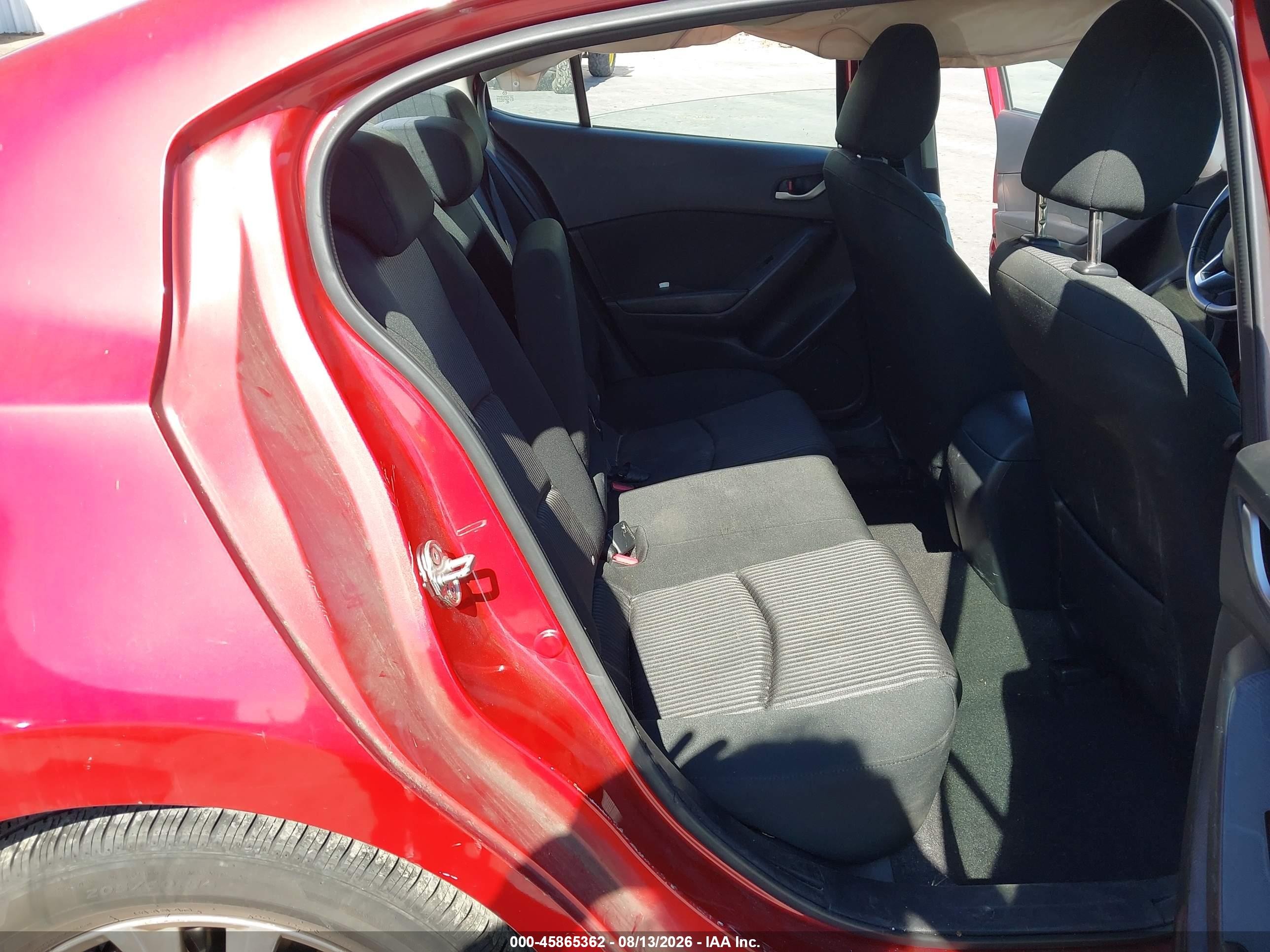 2015 Mazda Mazda3 I Touring Red vin: JM1BM1V79F1242278