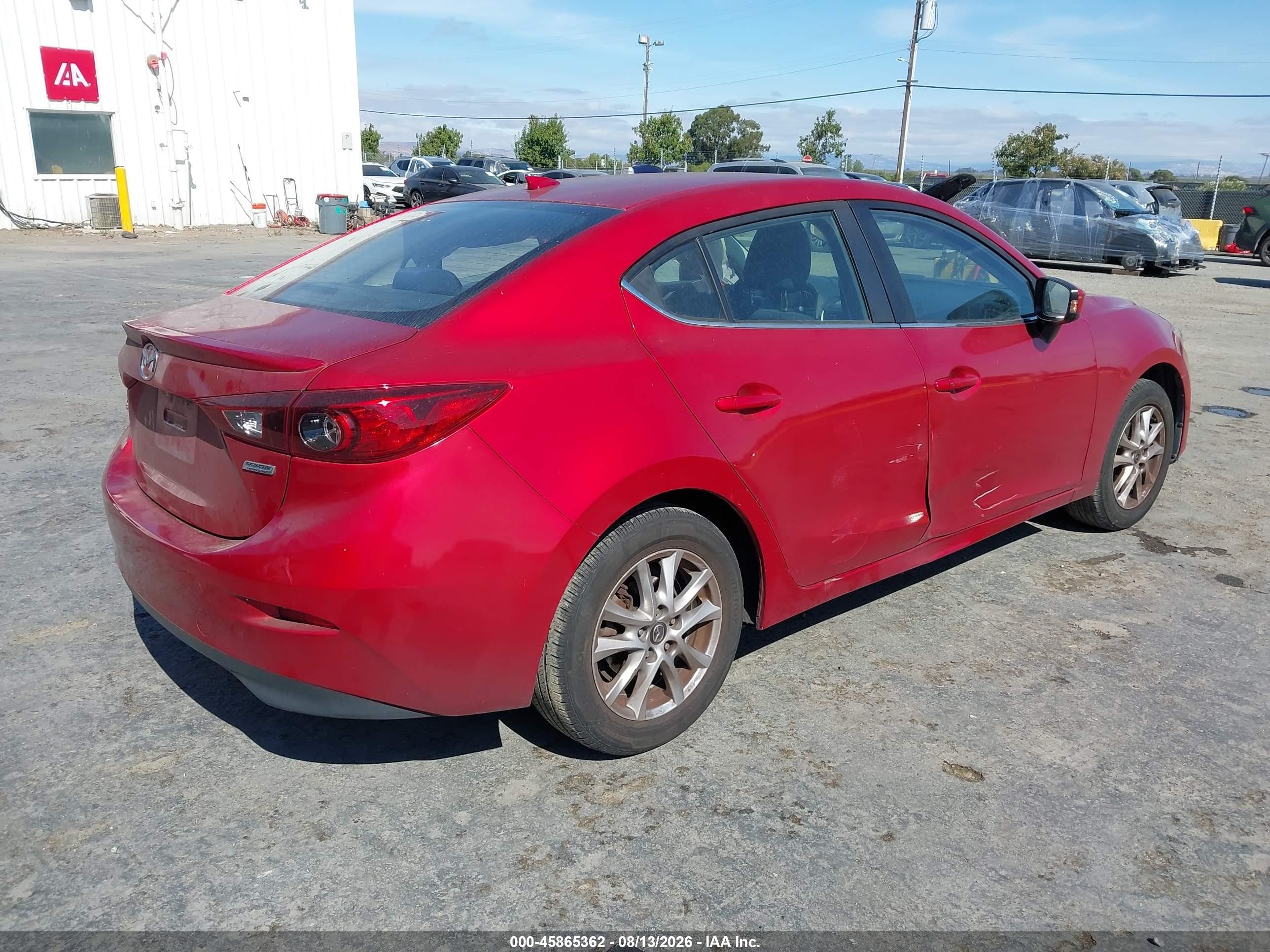 2015 Mazda Mazda3 I Touring Red vin: JM1BM1V79F1242278