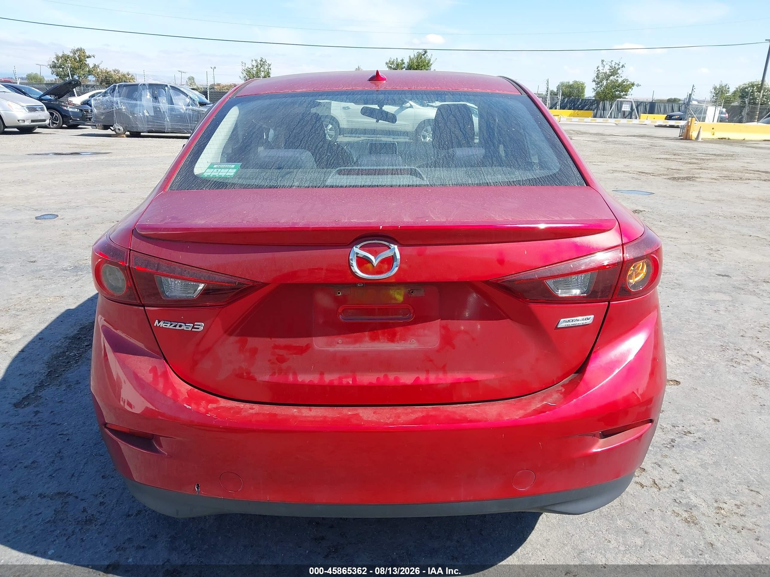 2015 Mazda Mazda3 I Touring Red vin: JM1BM1V79F1242278