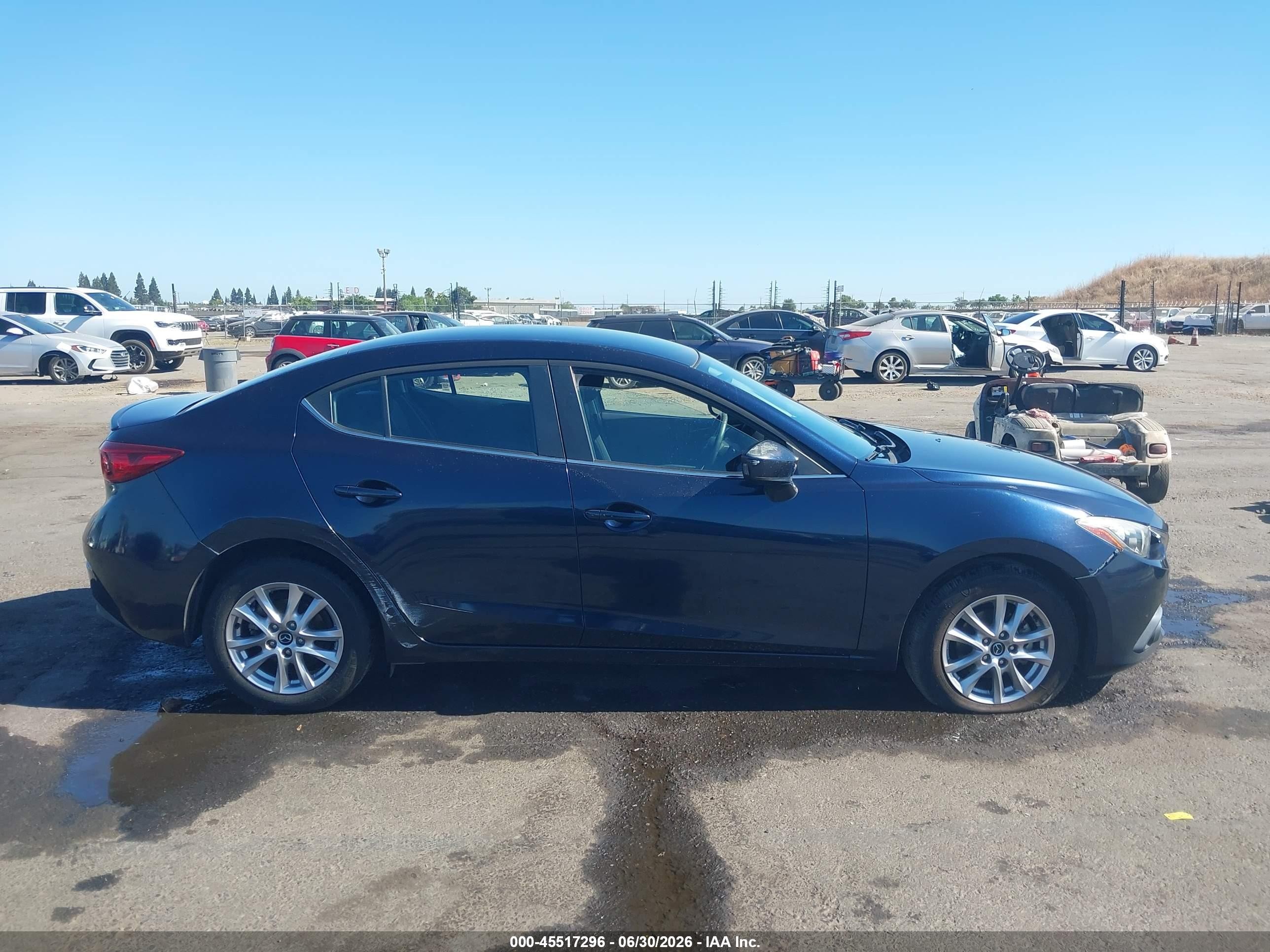 2015 Mazda Mazda3 I Touring Blue vin: JM1BM1V79F1248792