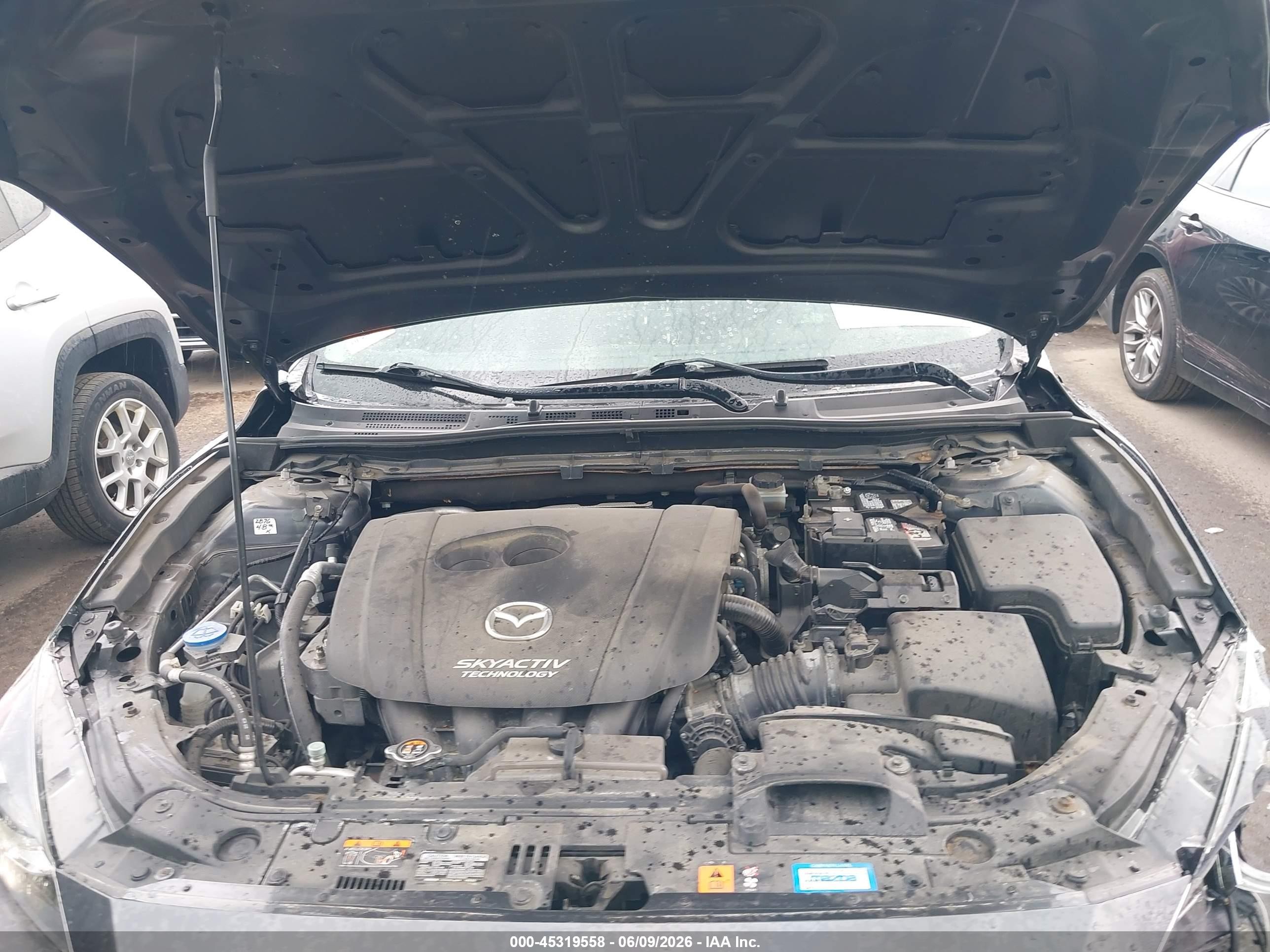 2014 Mazda Mazda3   Gray vin: JM1BM1W32E1107346
