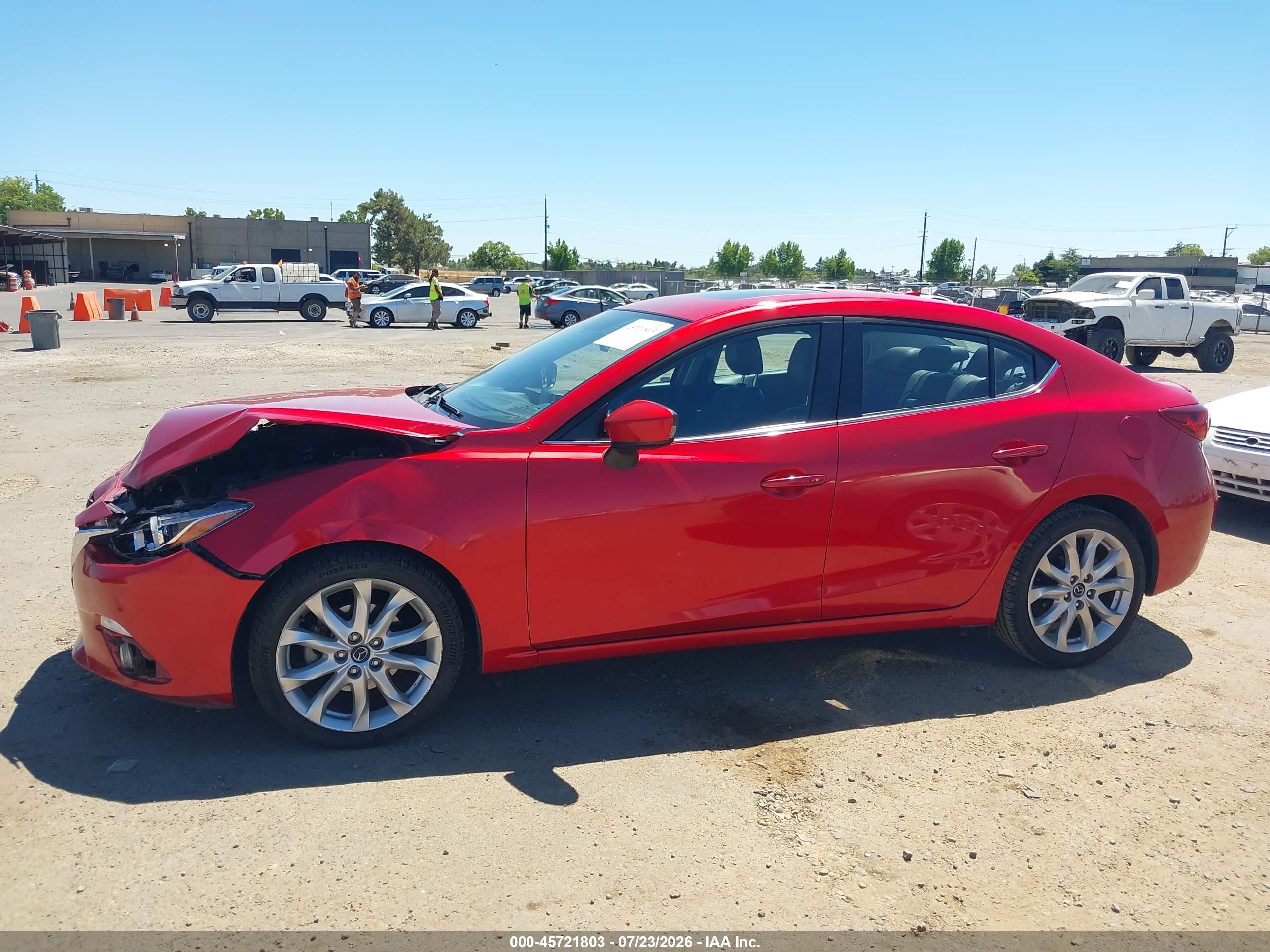 2014 Mazda Mazda3 S Grand Touring Red vin: JM1BM1W33E1128660