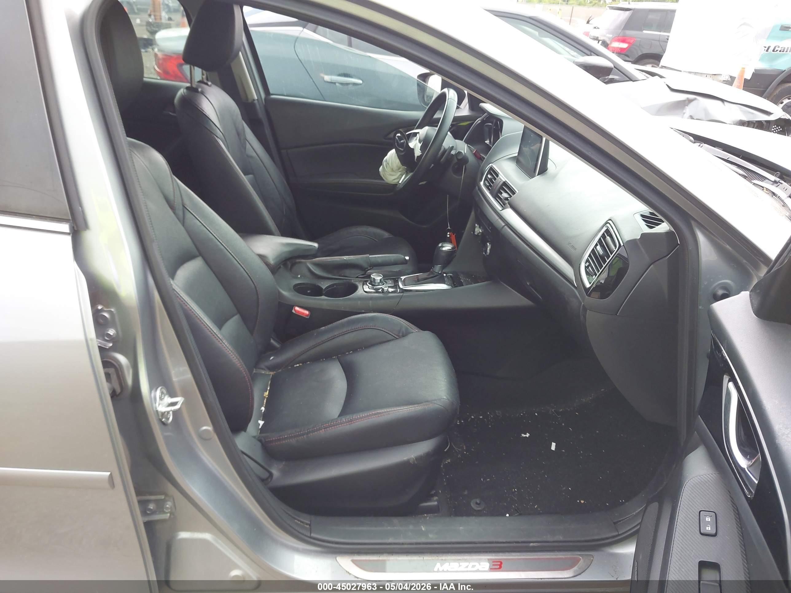 2014 Mazda Mazda3 S Grand Touring Серебряный vin: JM1BM1W33E1148911