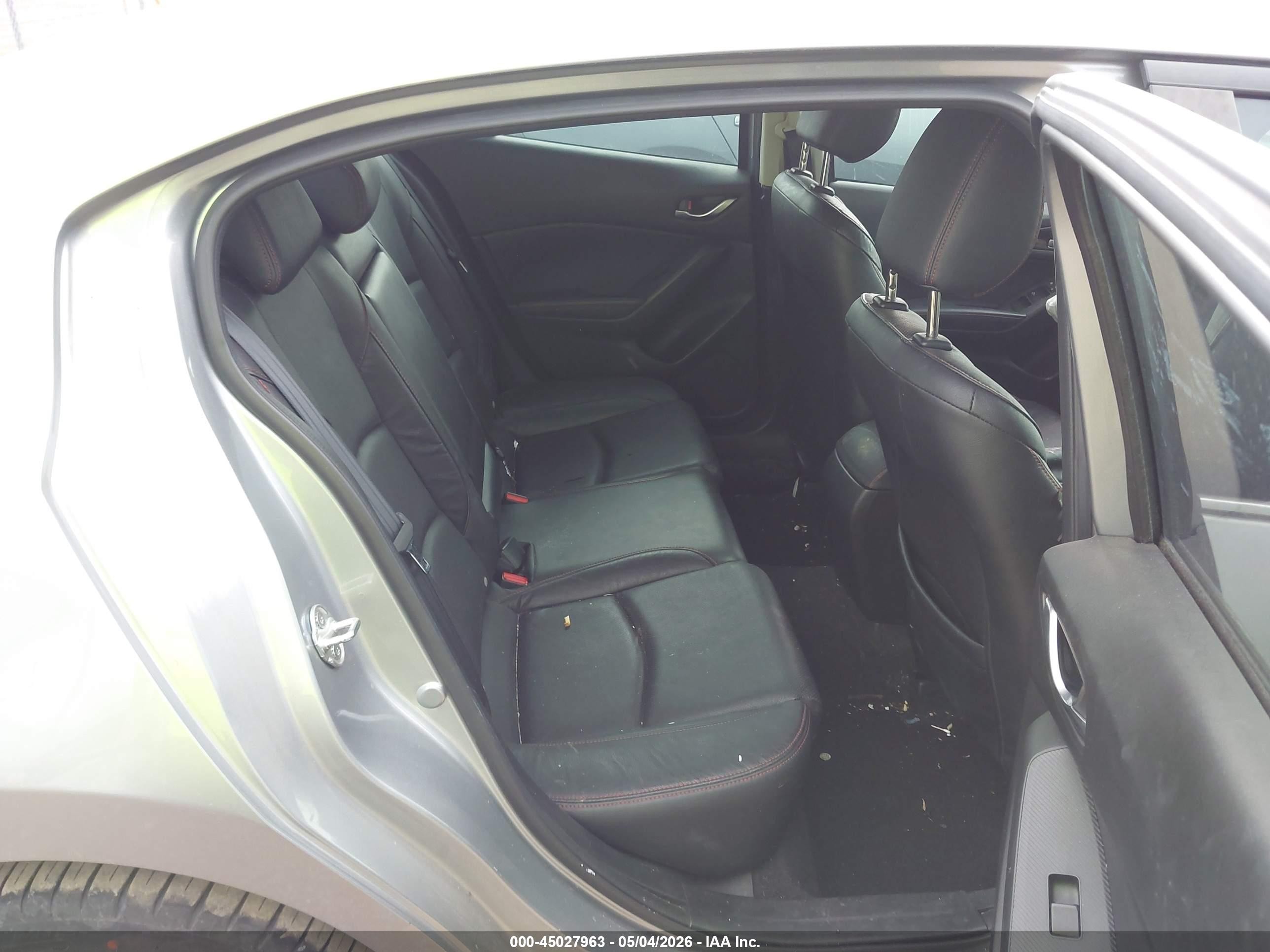 2014 Mazda Mazda3 S Grand Touring Серебряный vin: JM1BM1W33E1148911